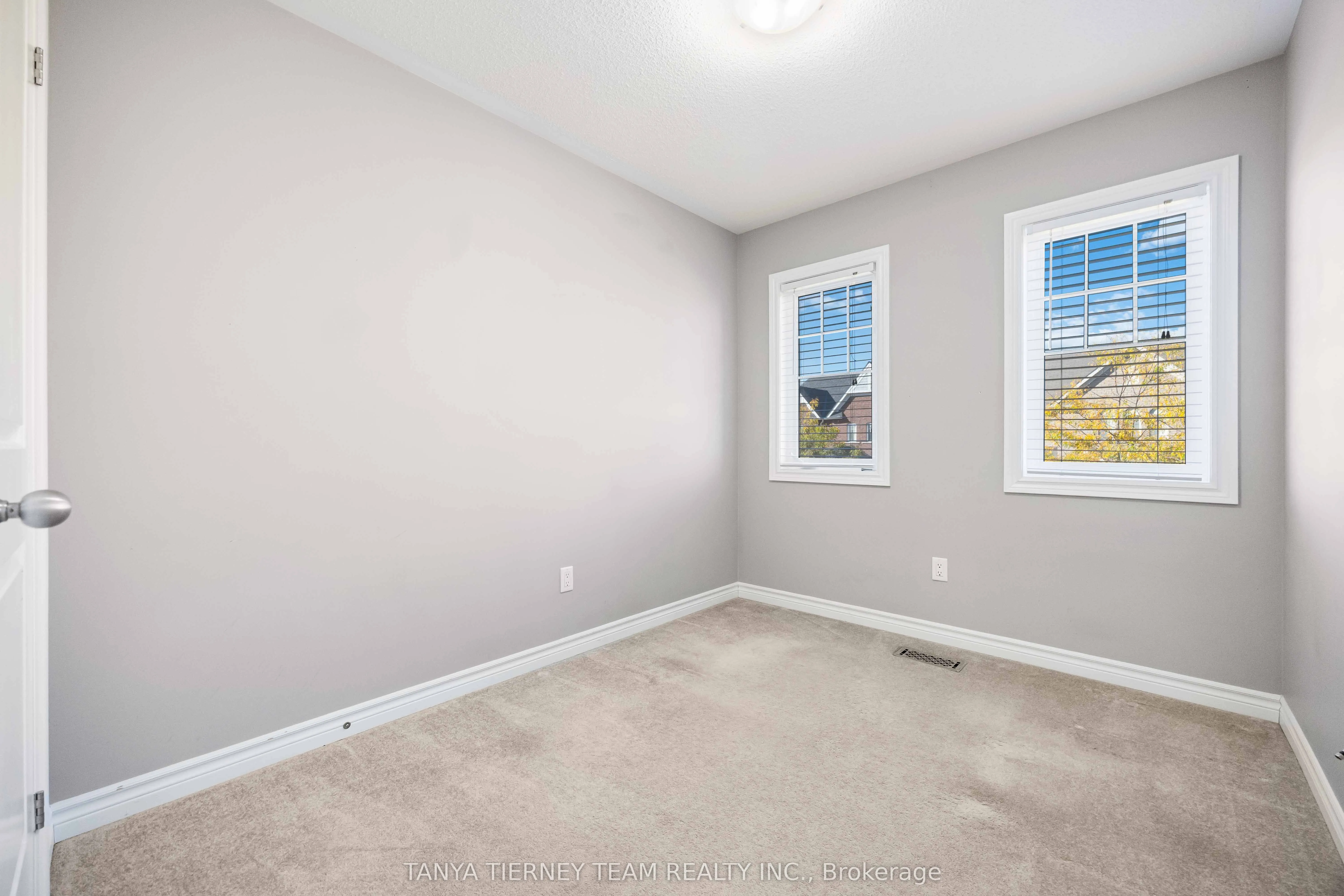 49 Ted Miller Crescent