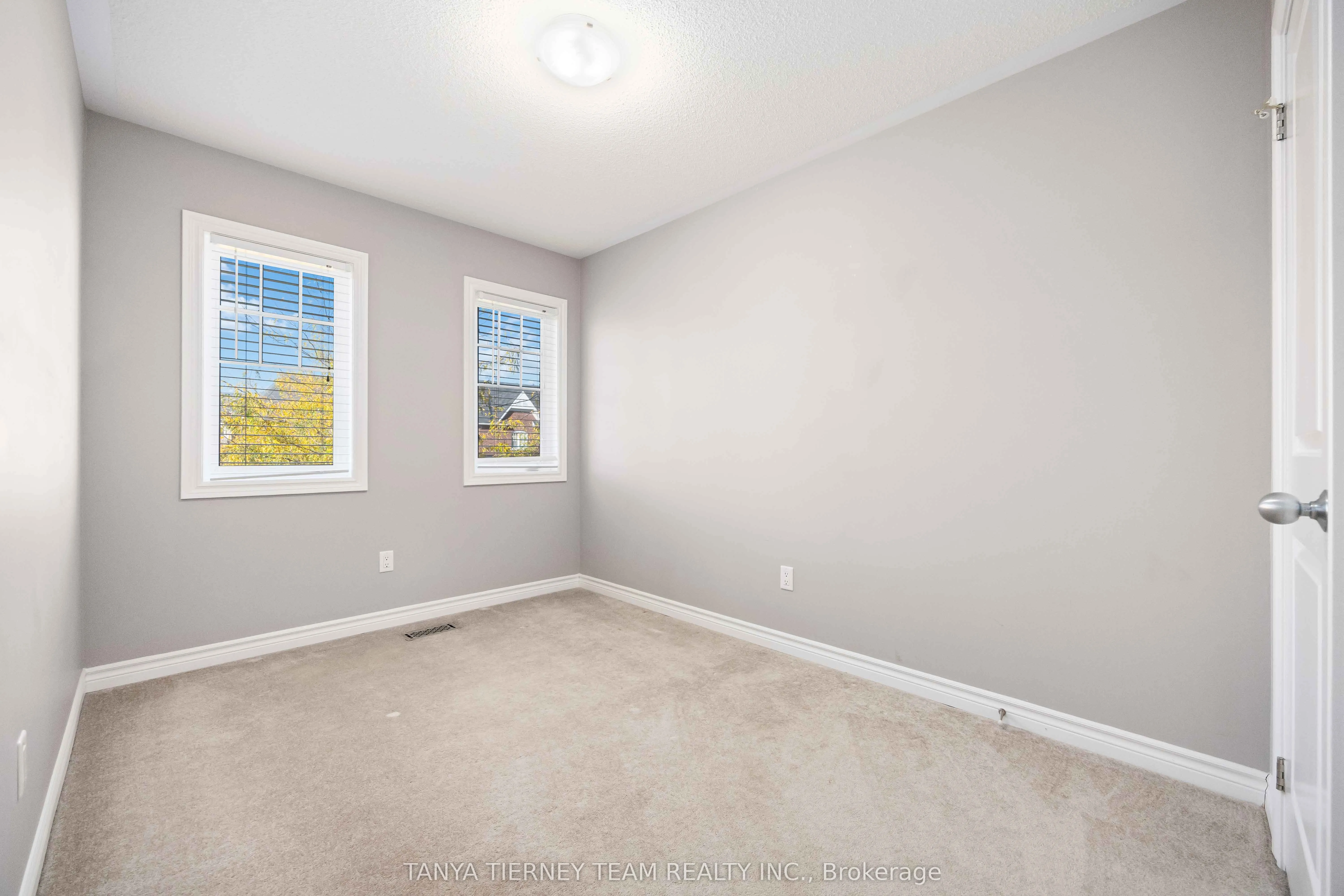 49 Ted Miller Crescent