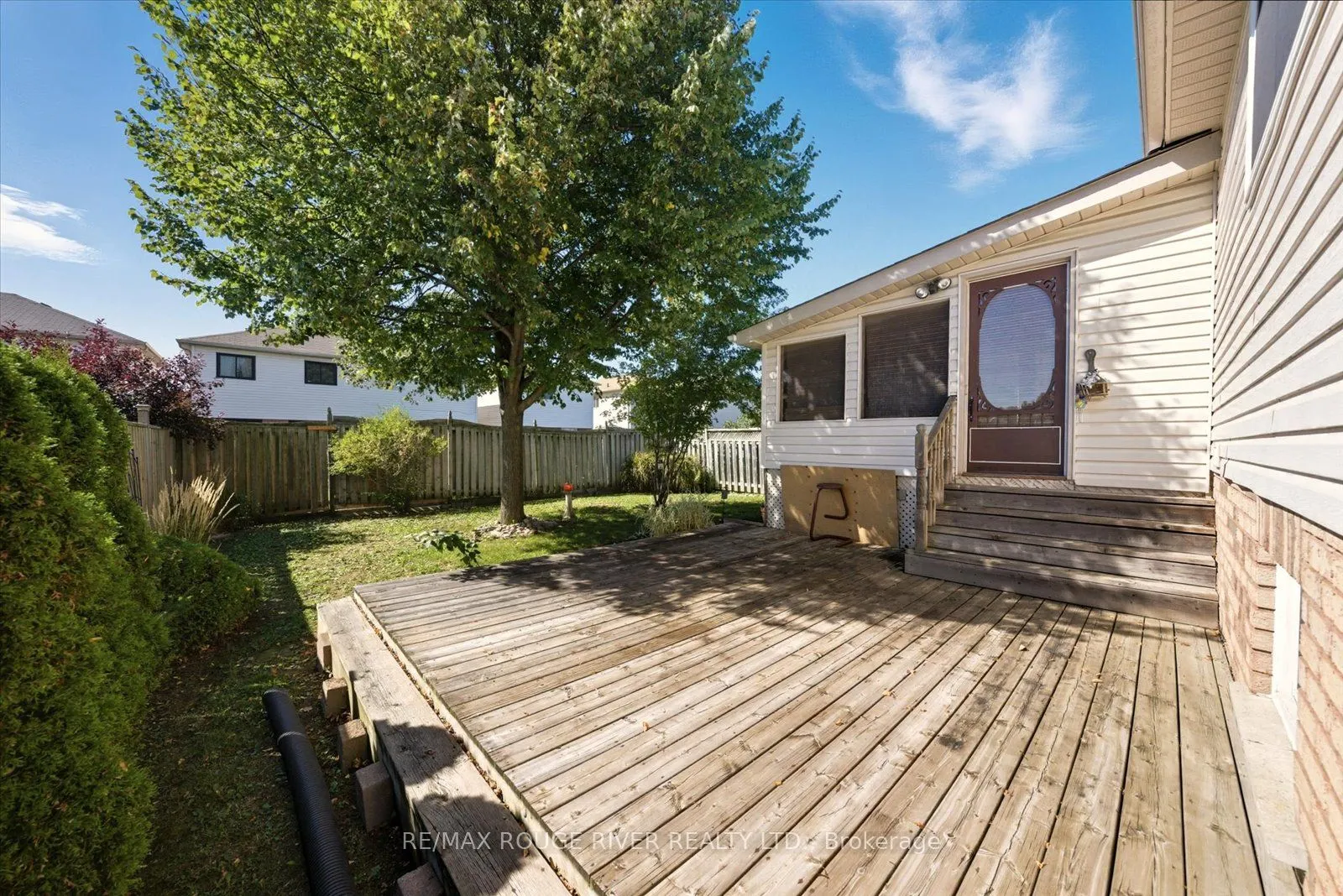20 Laurelwood Street