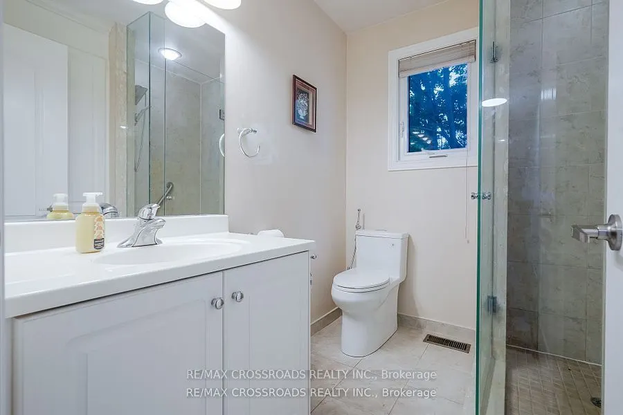 2292 Baseline Road W