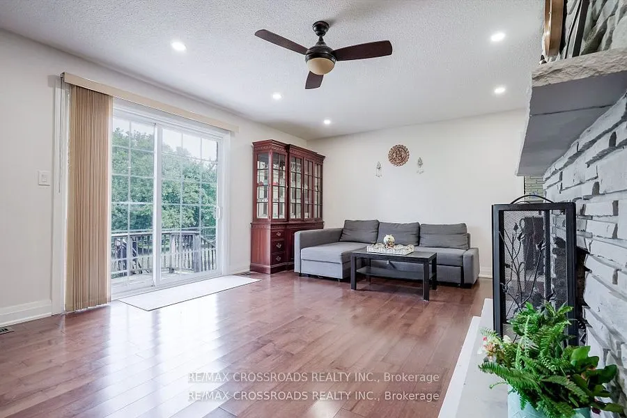 2292 Baseline Road W