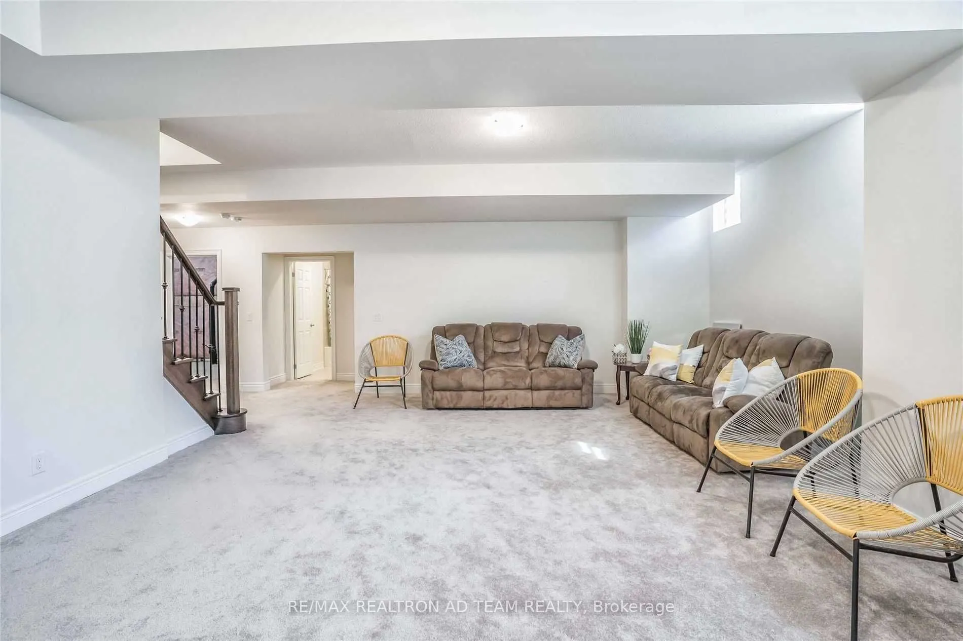 19 Pennine Drive