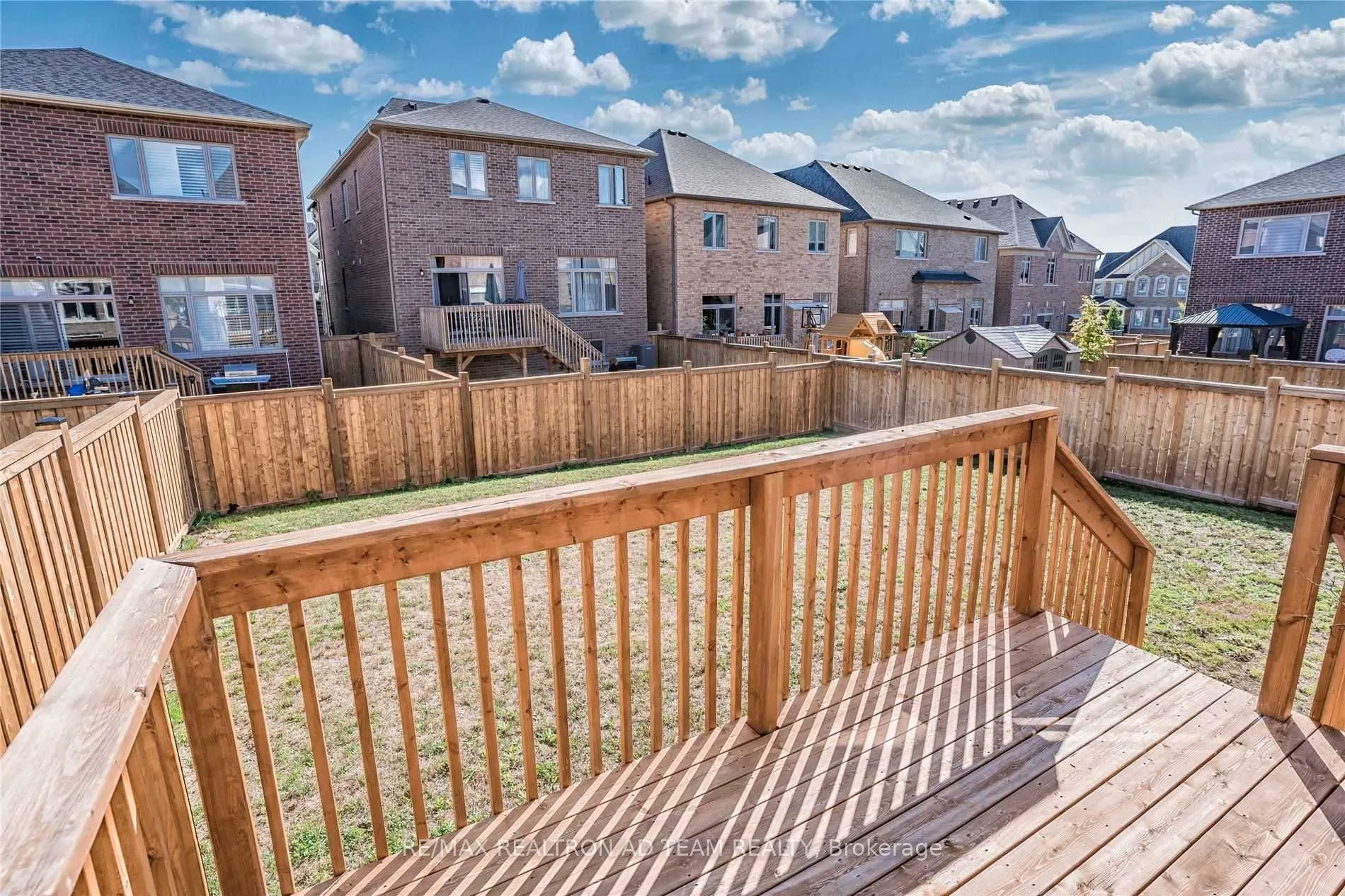 19 Pennine Drive