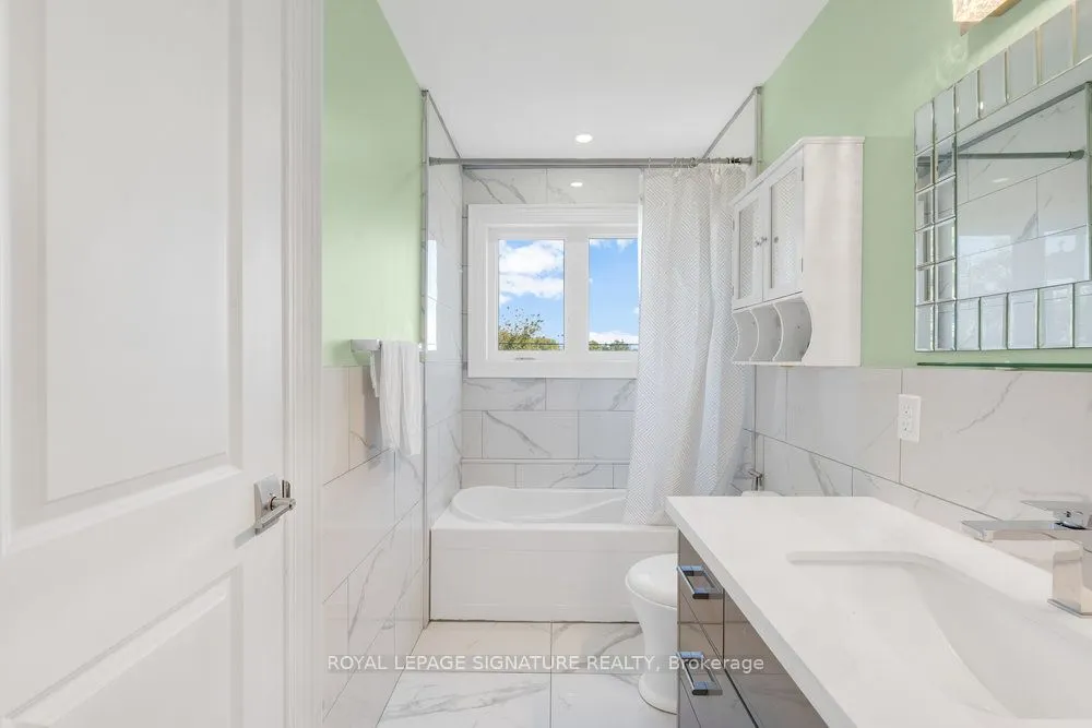 229A McIntosh Street