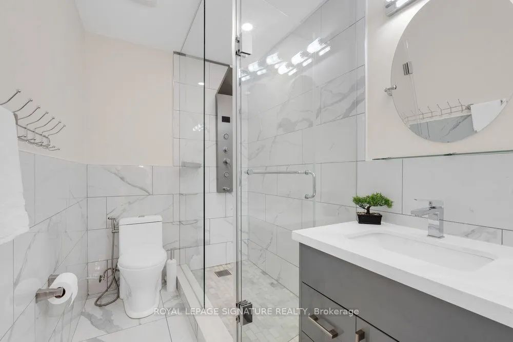 229A McIntosh Street