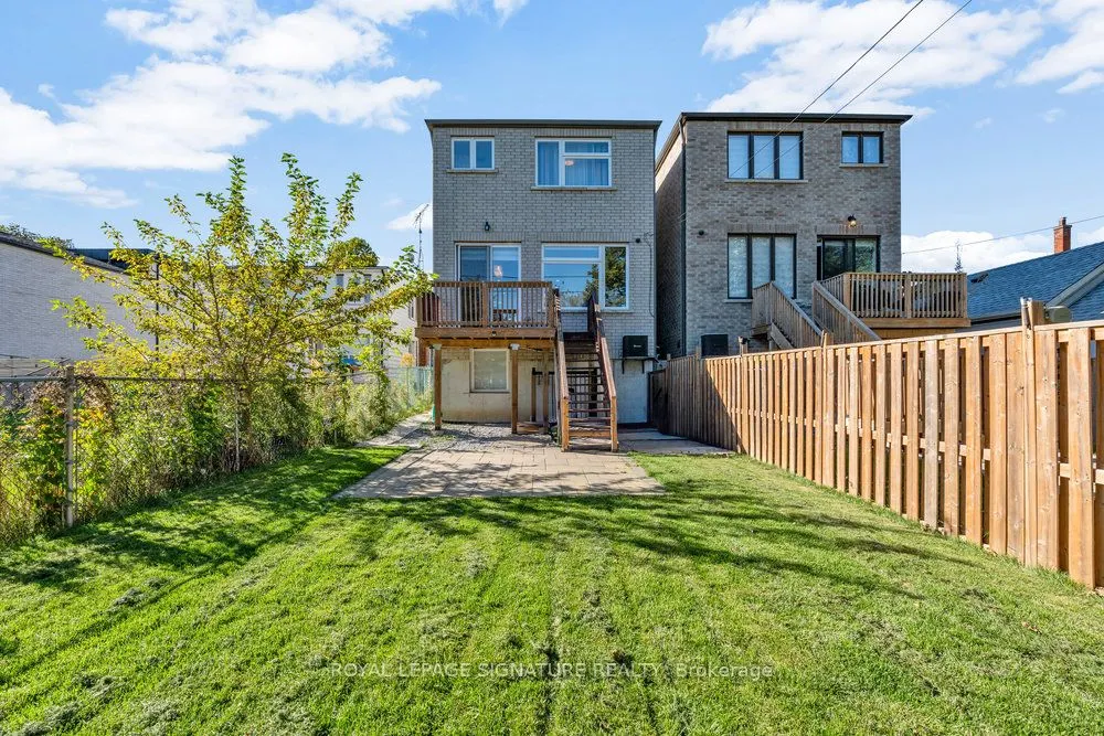 229A McIntosh Street