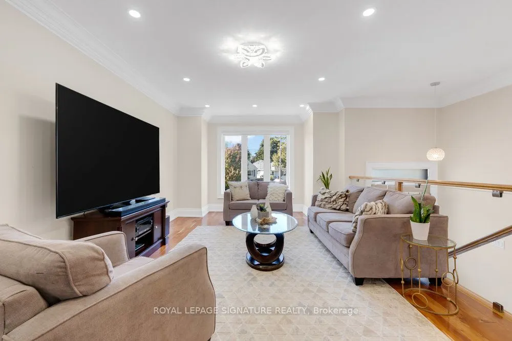 229A McIntosh Street