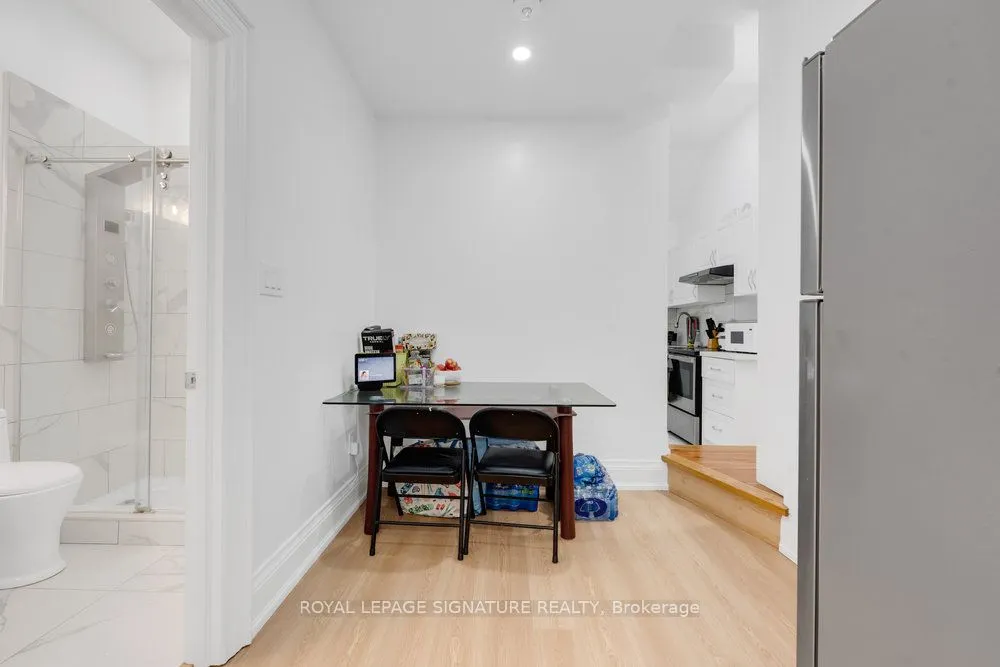 229A McIntosh Street