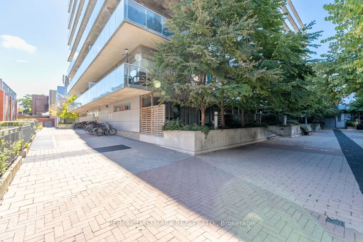 201 Carlaw Avenue, #239