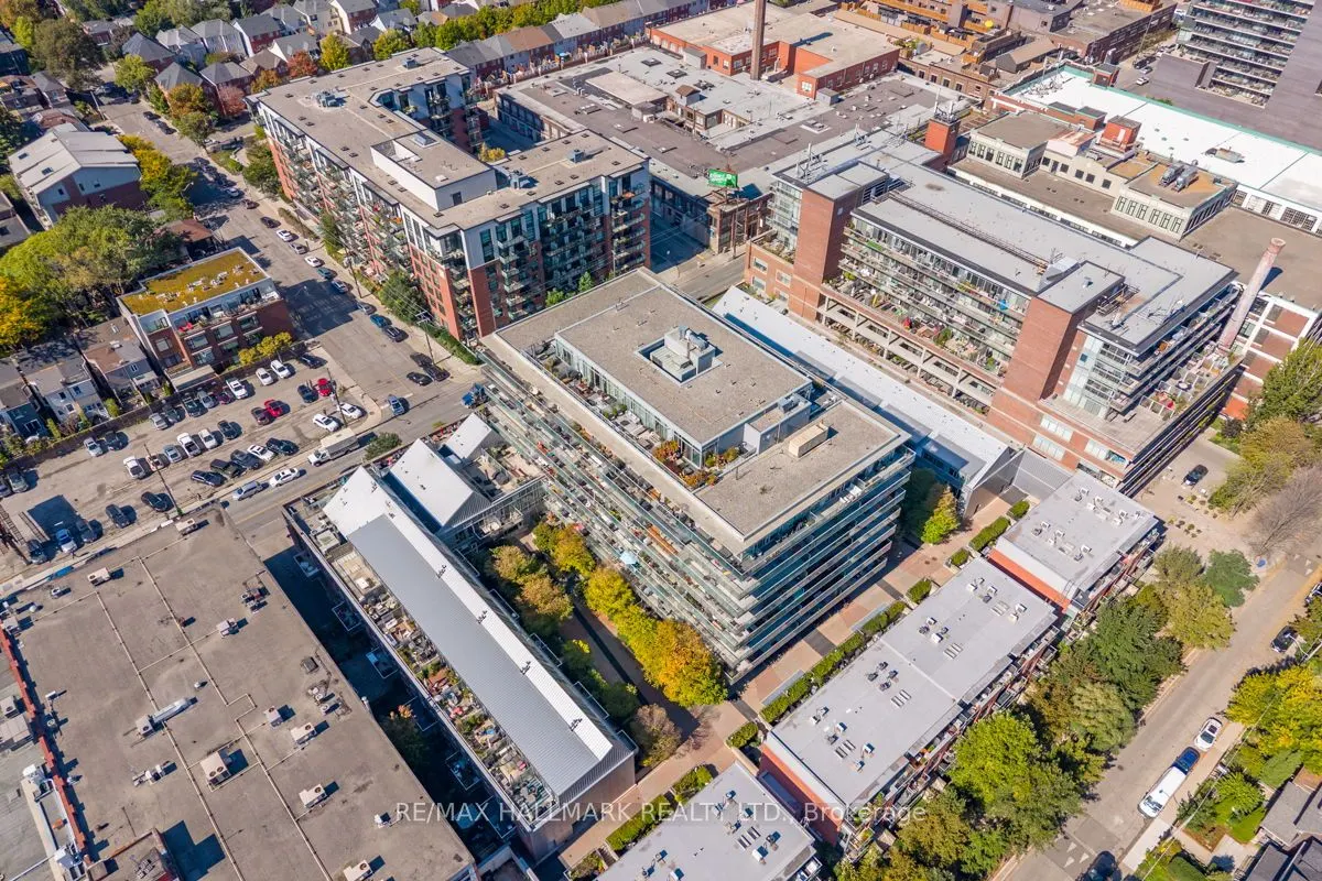 201 Carlaw Avenue, #239