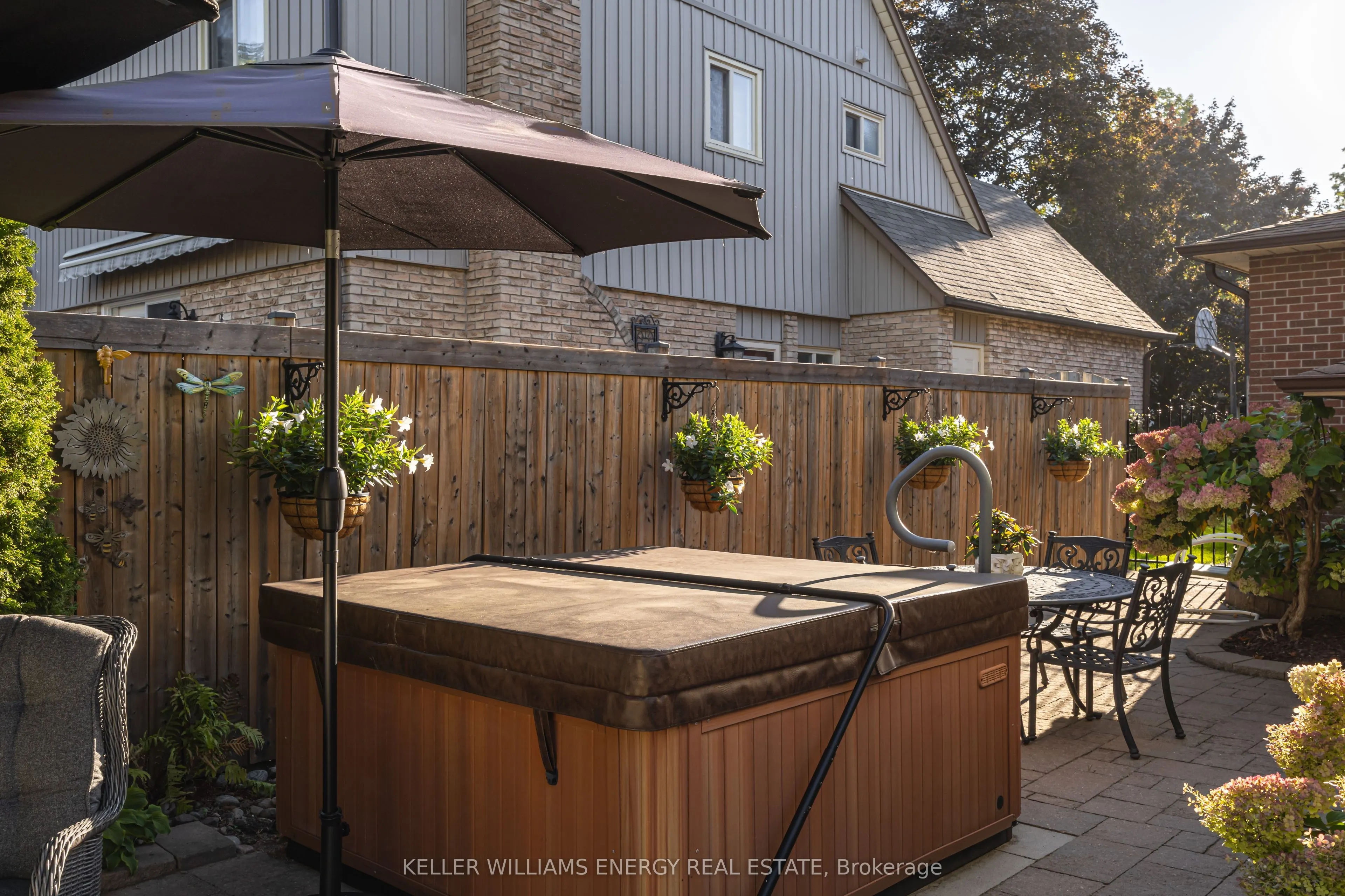 1158 Trillium Court