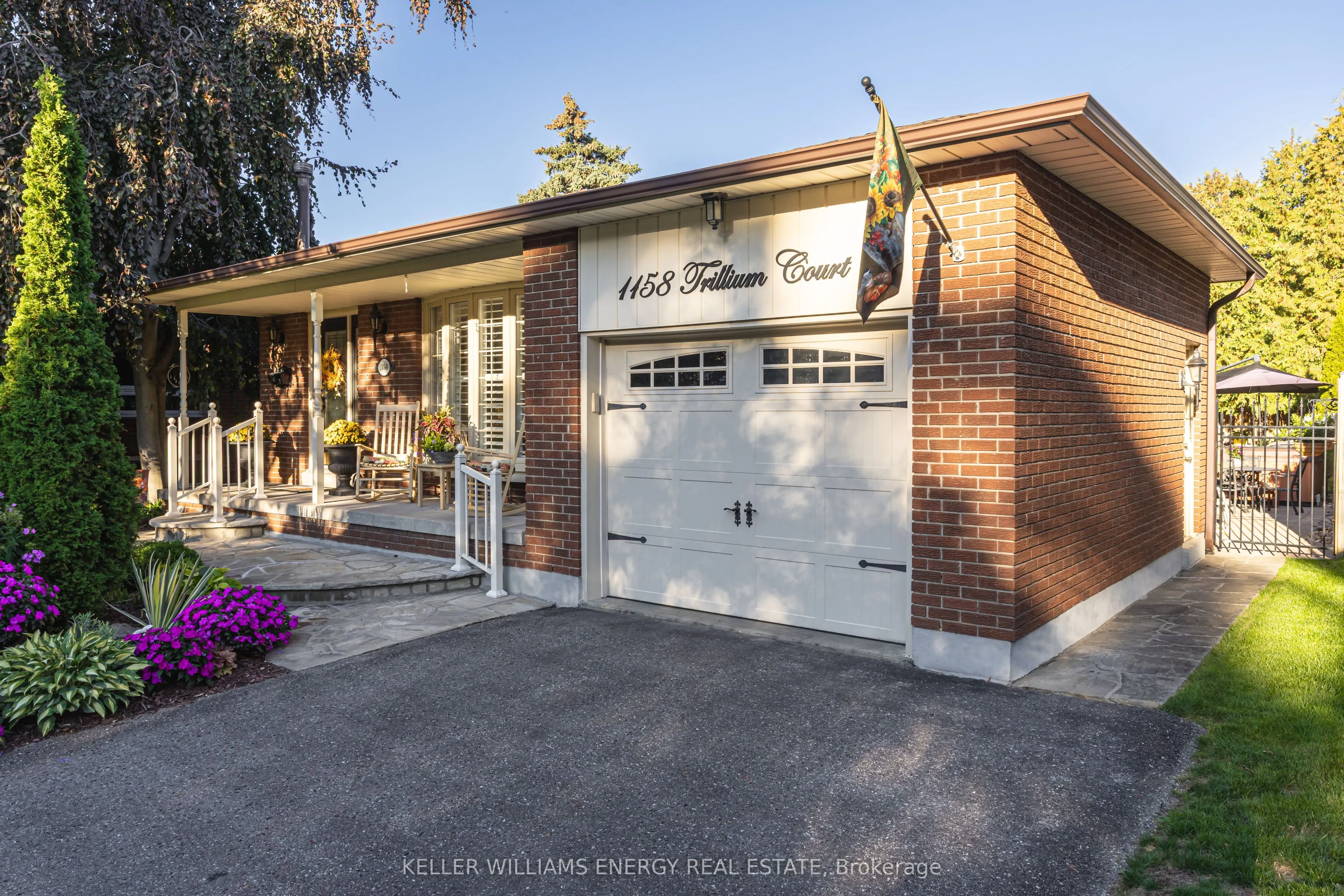 1158 Trillium Court
