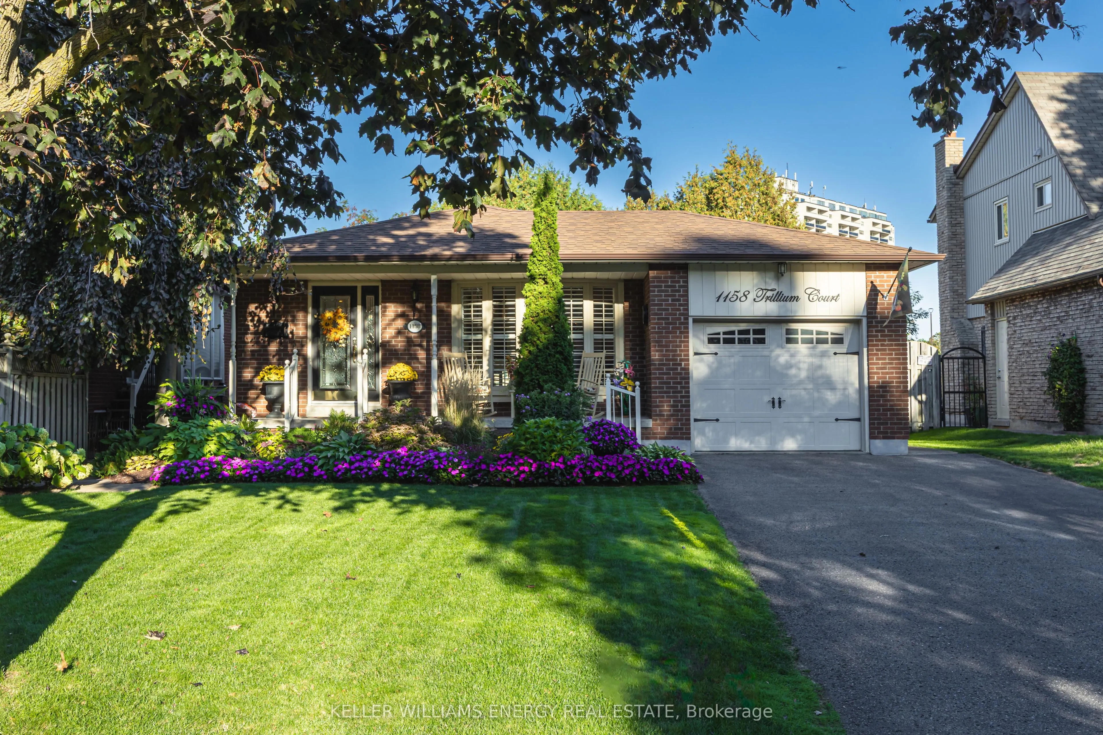 1158 Trillium Court