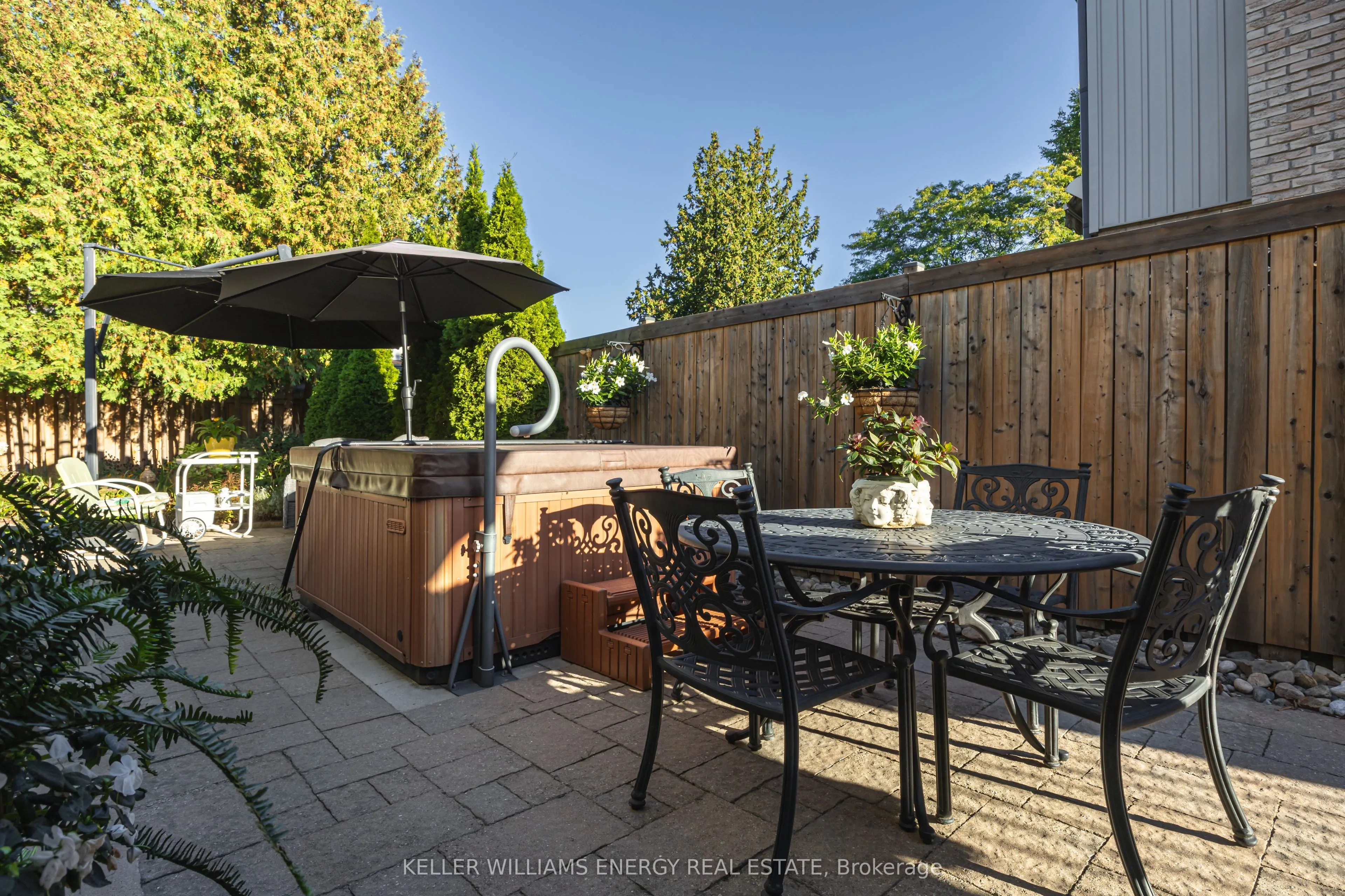 1158 Trillium Court