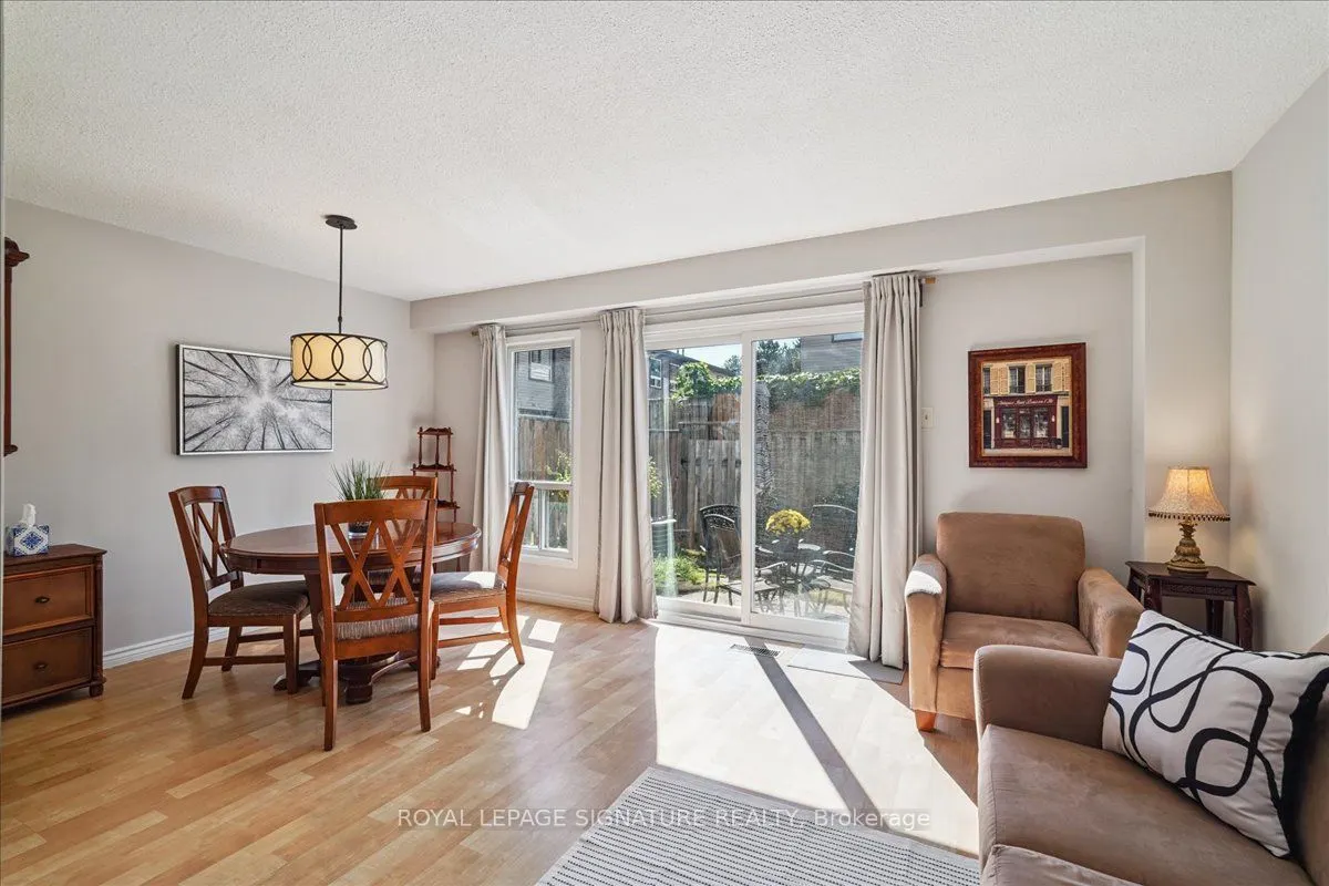 1131 Sandhurst Circle, #52