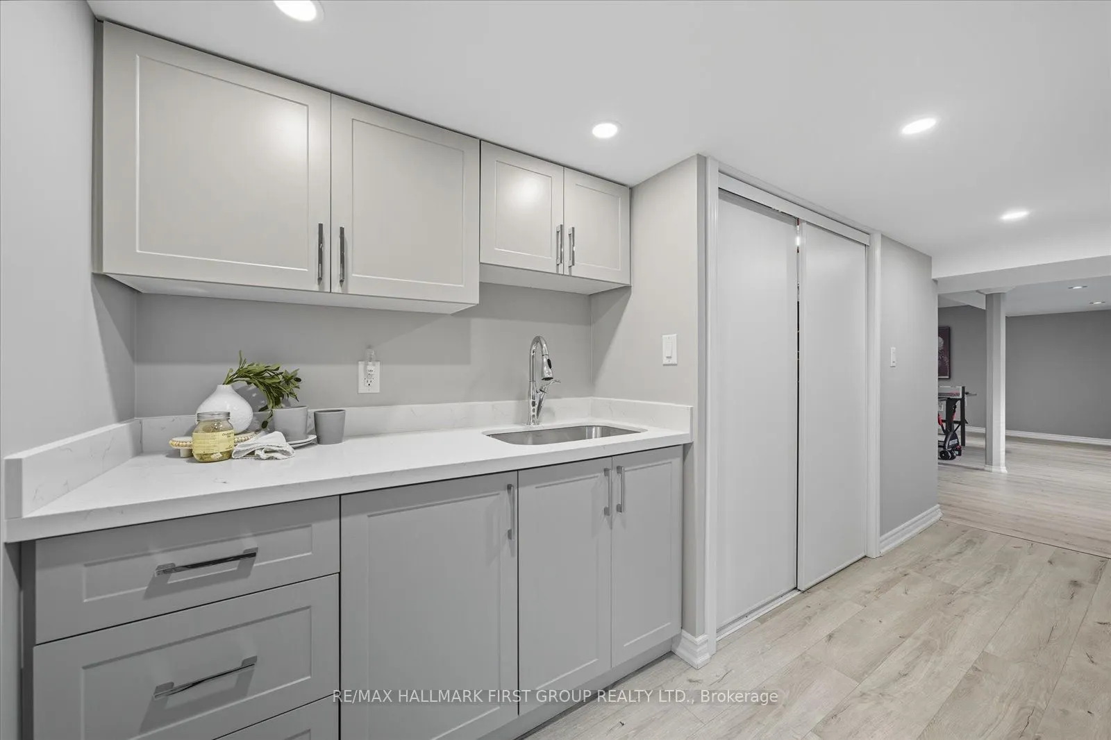 73 Hoile Drive