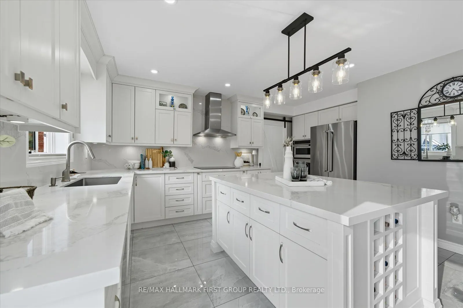 73 Hoile Drive