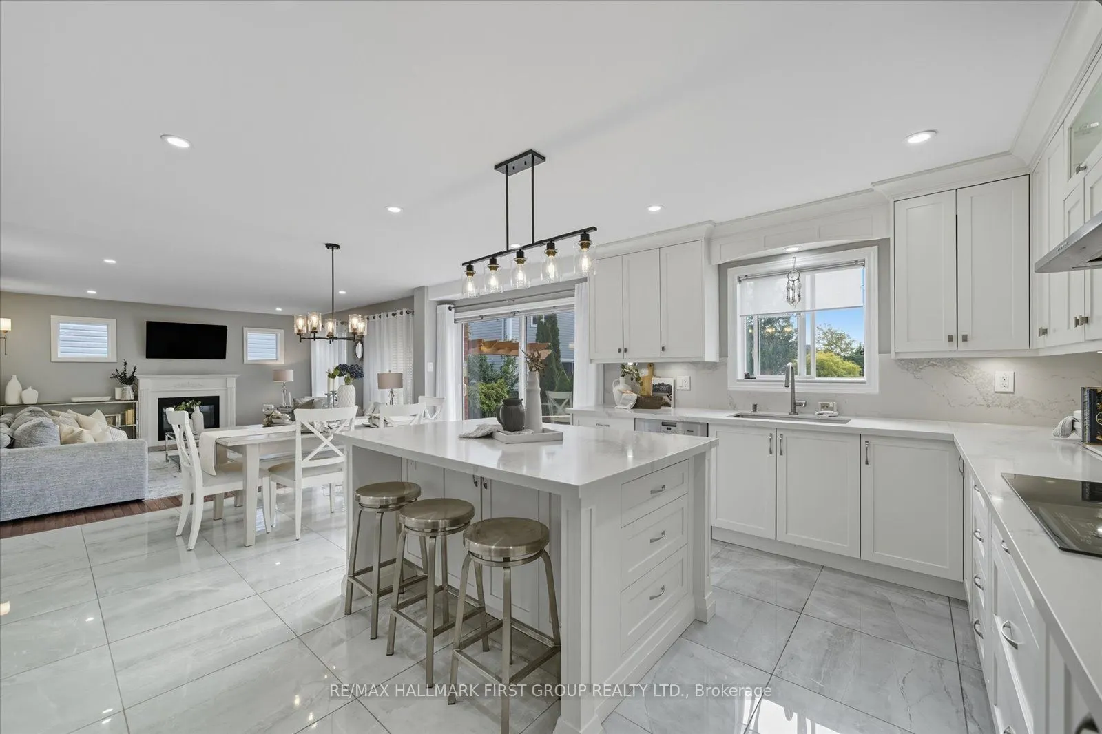 73 Hoile Drive