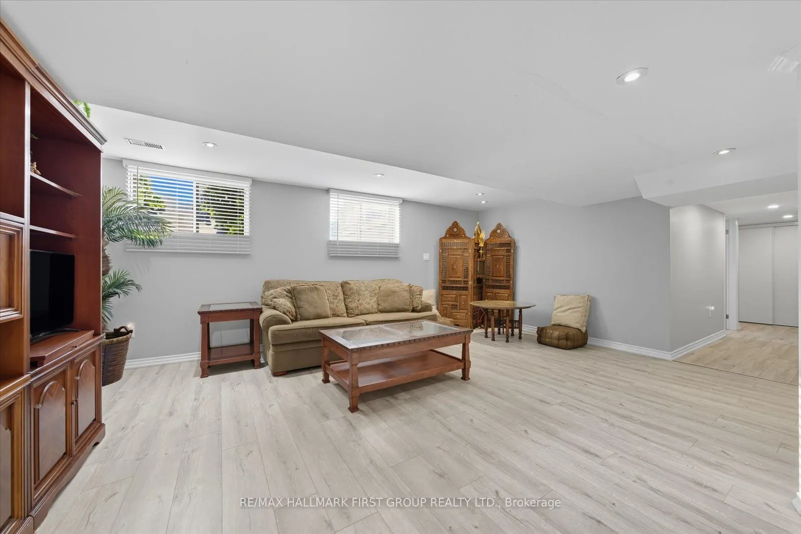 73 Hoile Drive