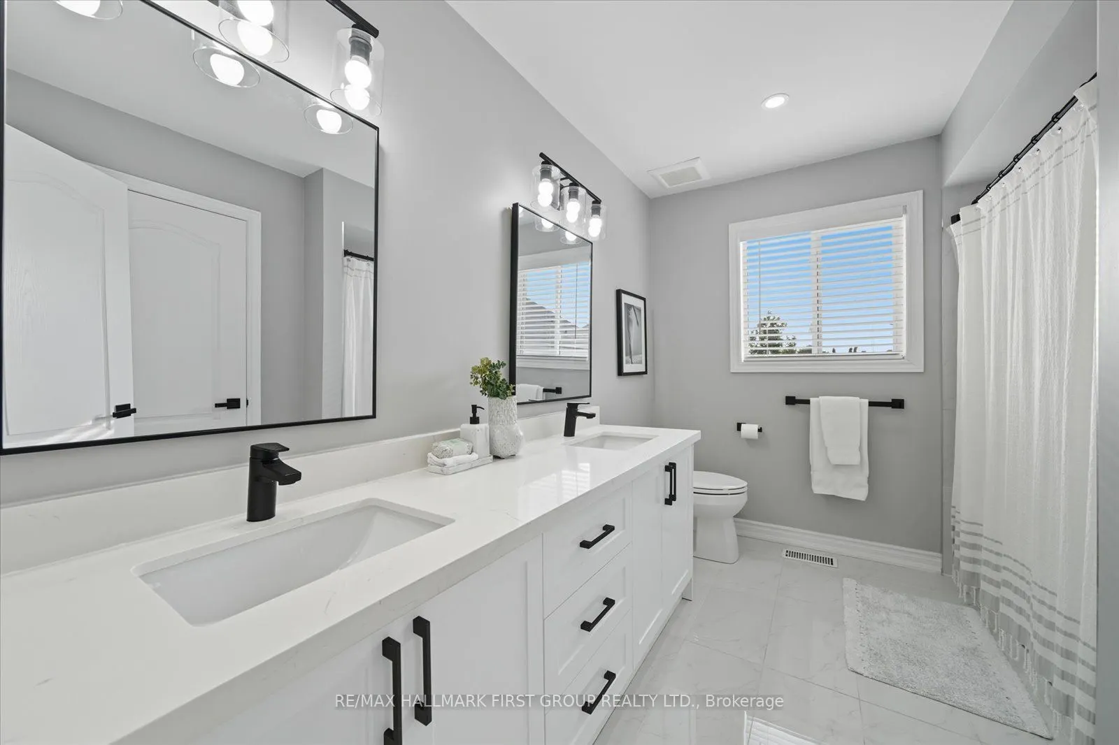 73 Hoile Drive