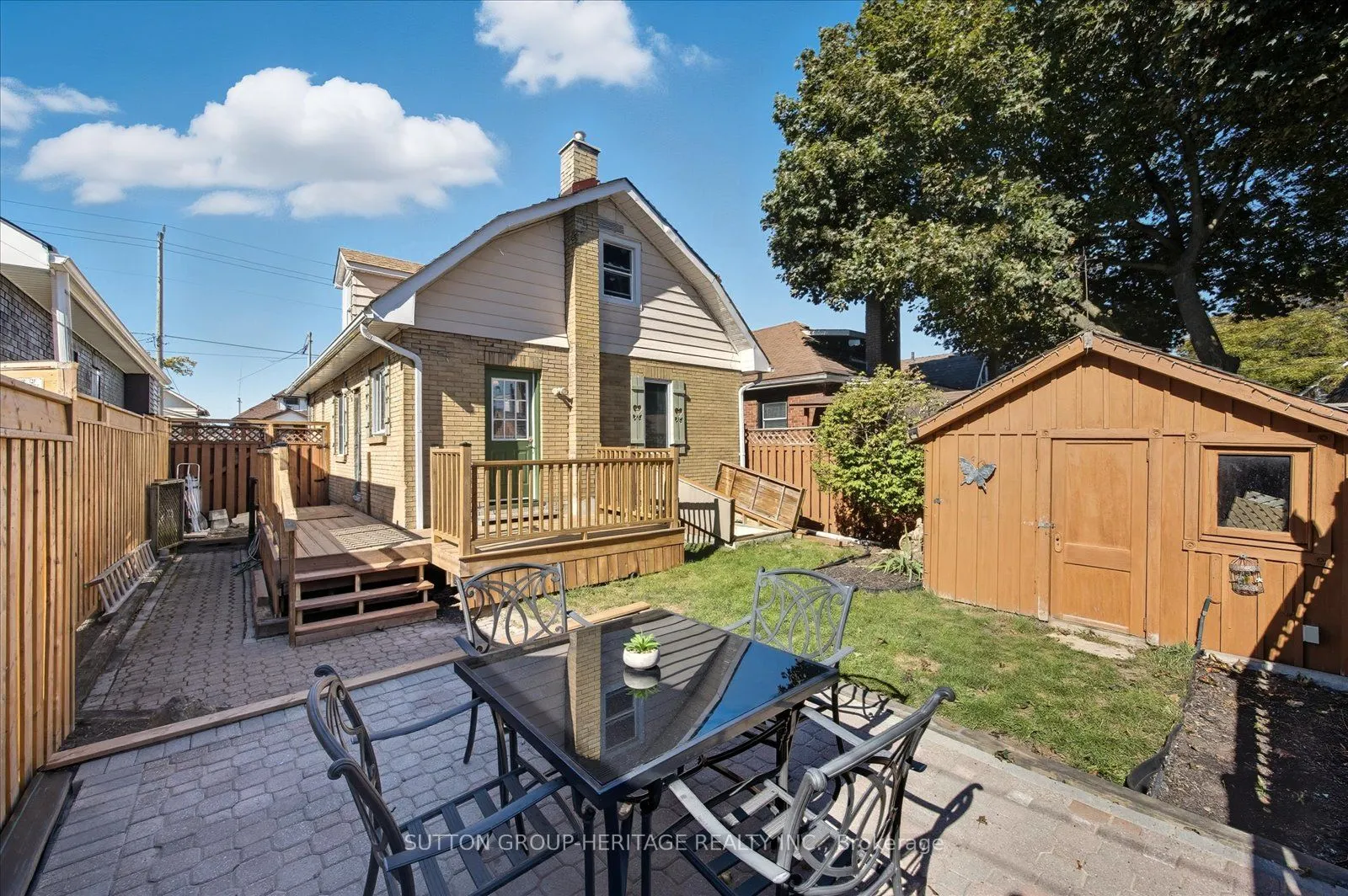 179 Oshawa Boulevard N