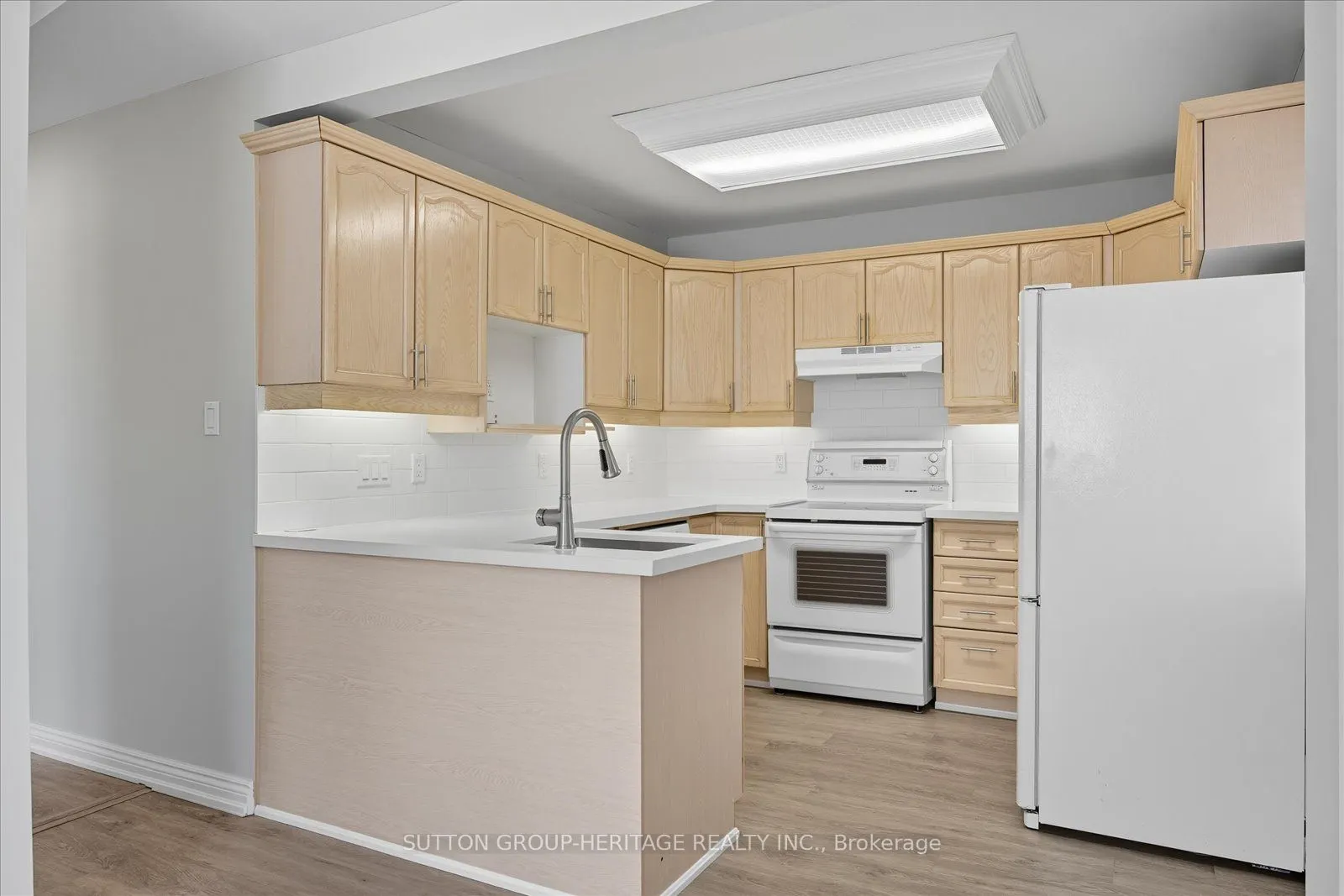 179 Oshawa Boulevard N