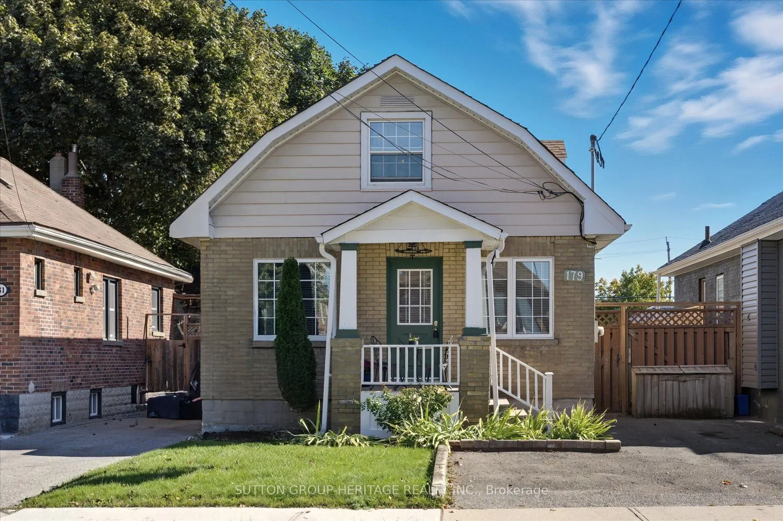 179 Oshawa Boulevard N