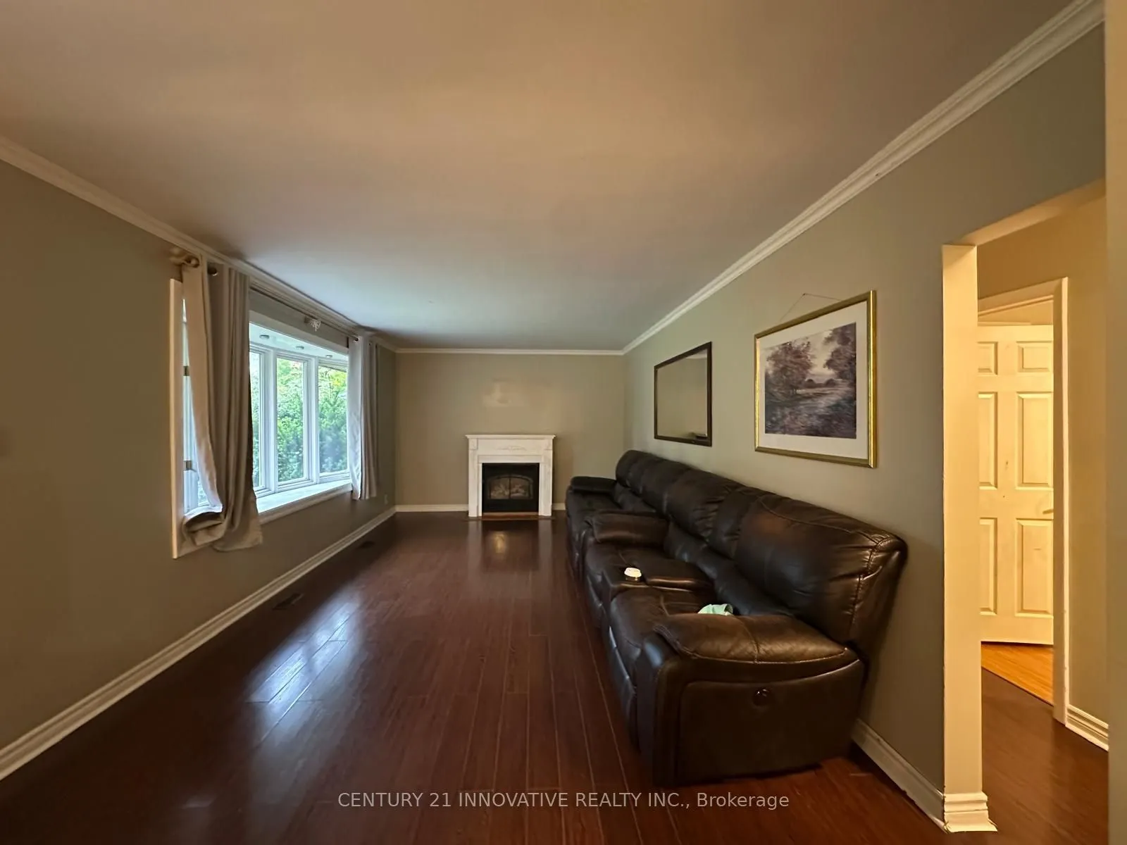491 Fairlawn Street N