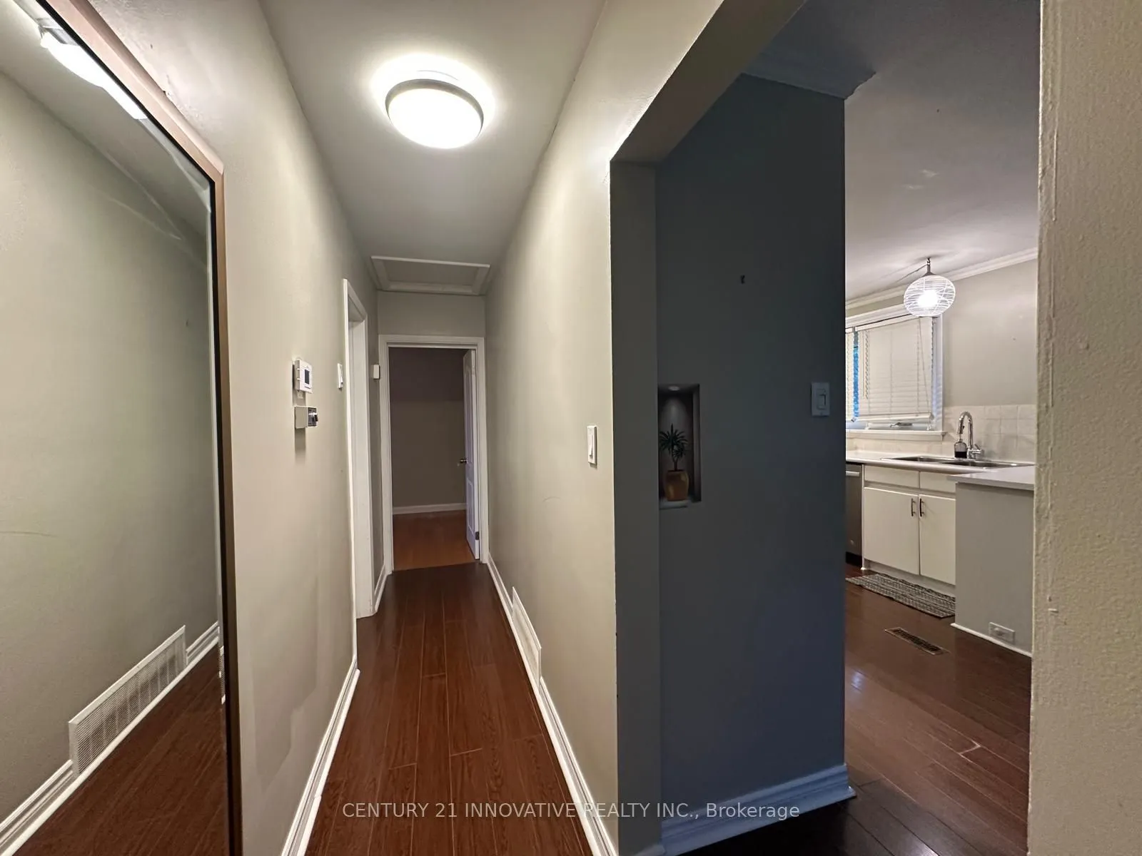 491 Fairlawn Street N