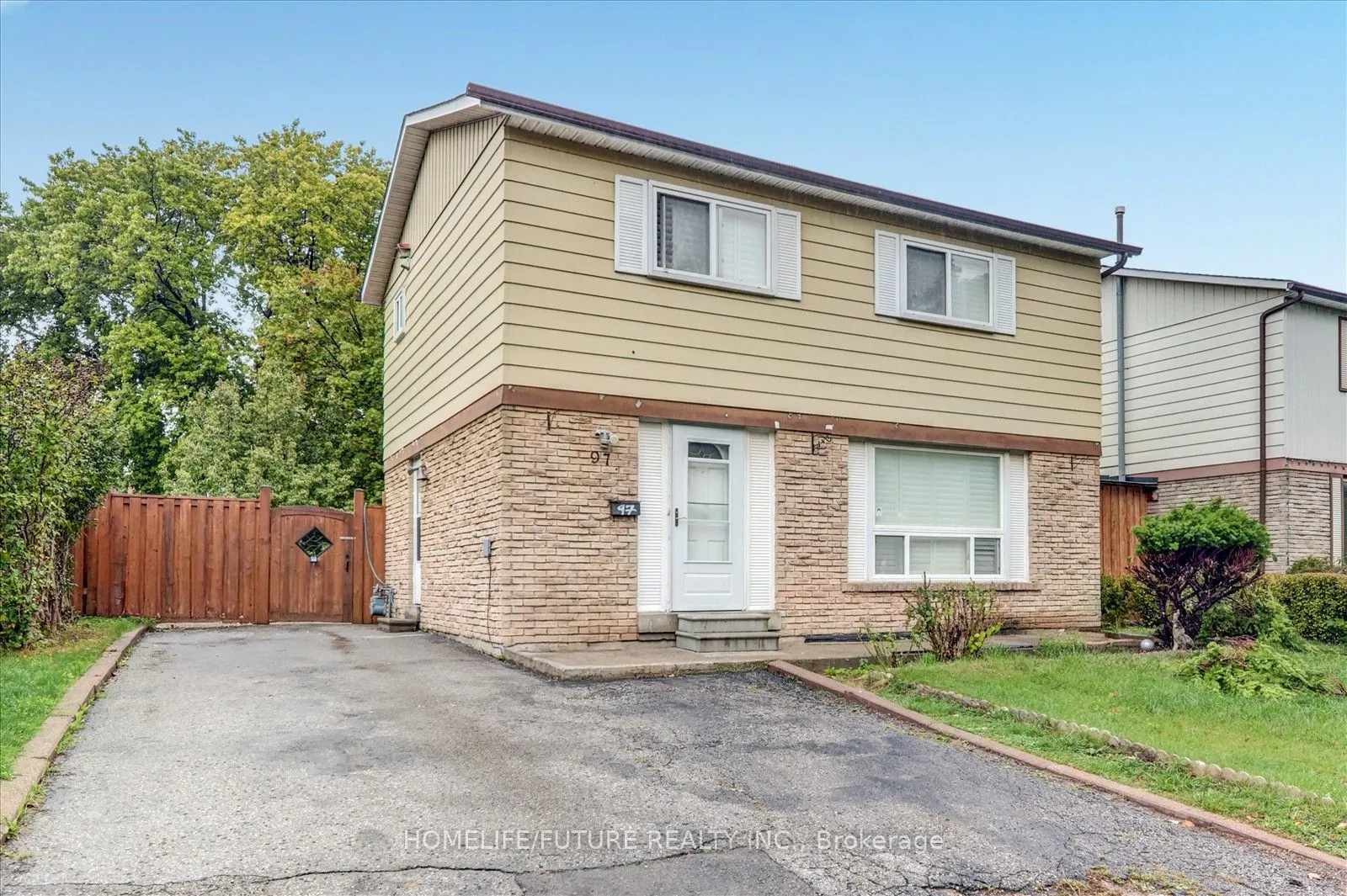 97 Dunsfold Drive