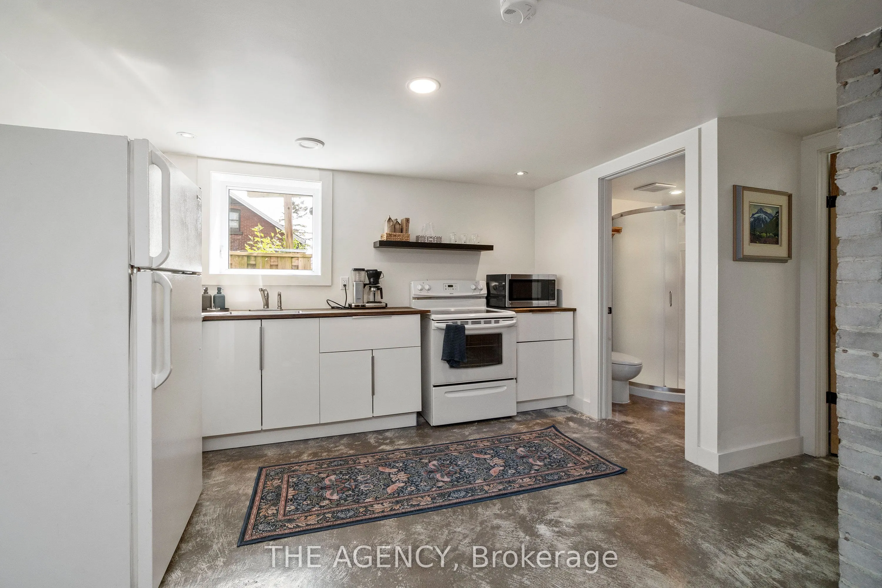 172 Brookside Drive