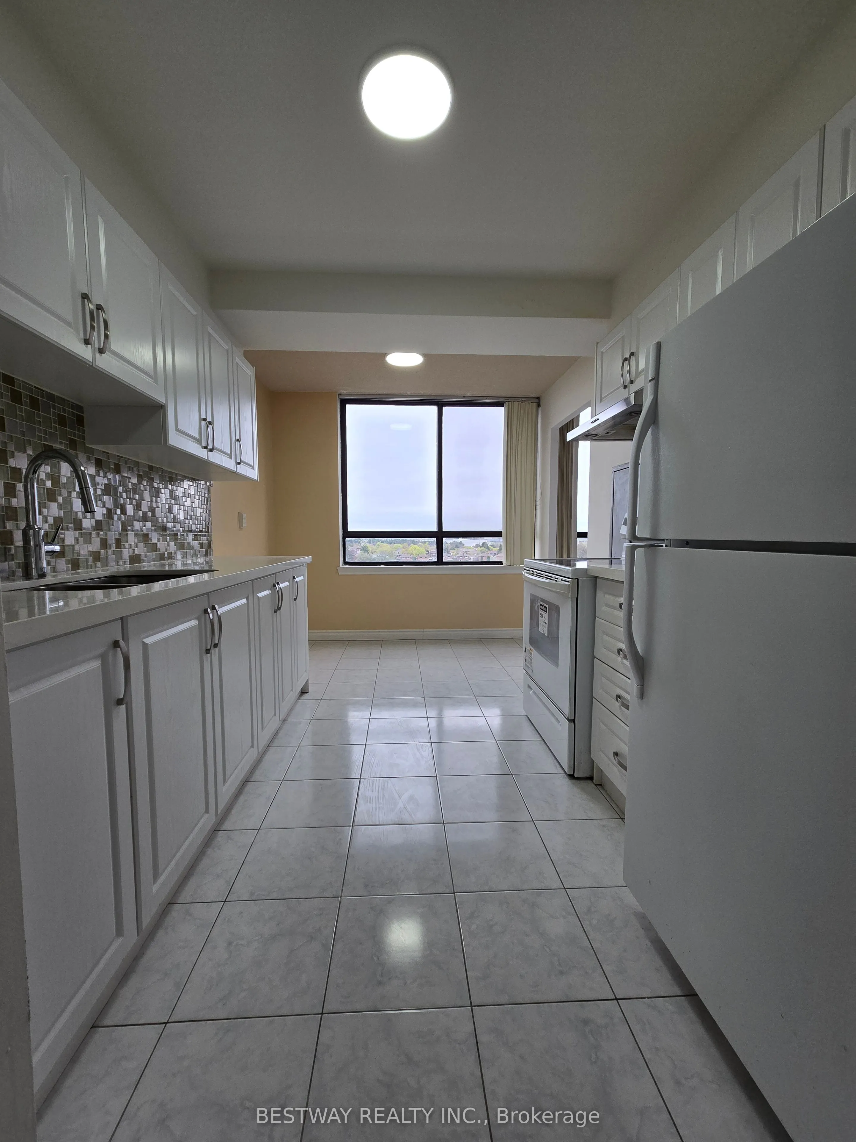 75 Bamburgh Circle, #928
