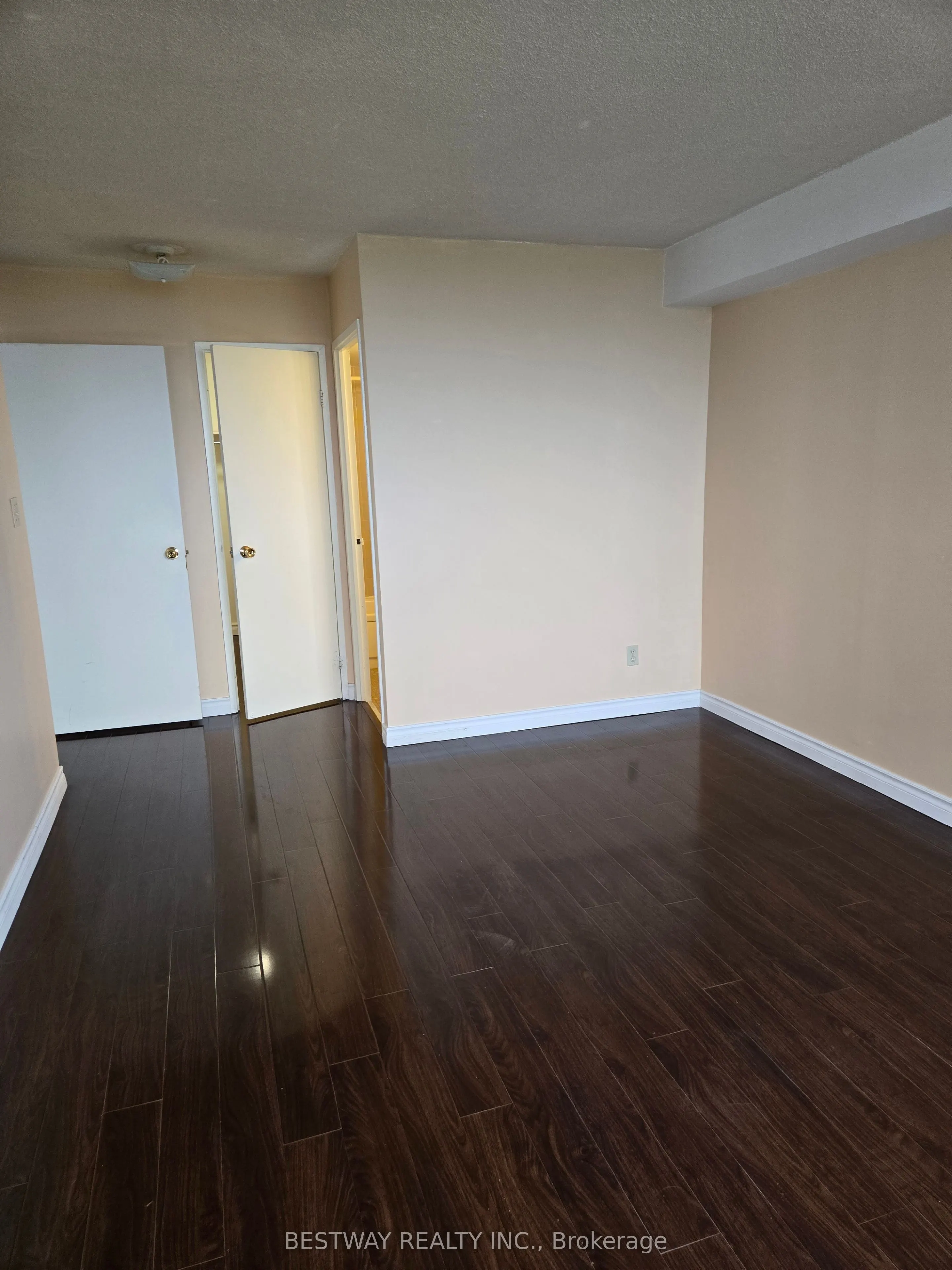 75 Bamburgh Circle, #928