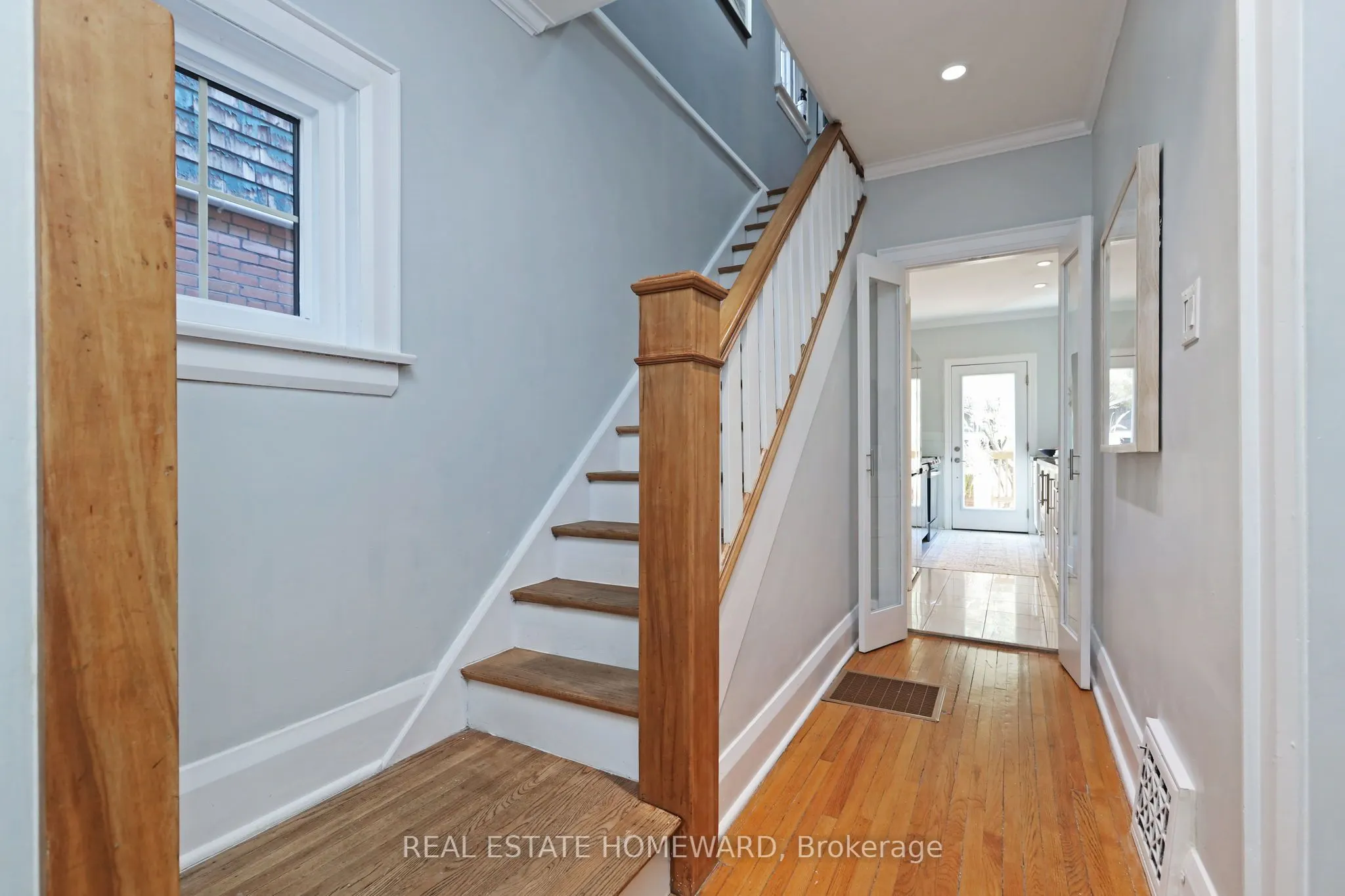 7 Bingham Avenue