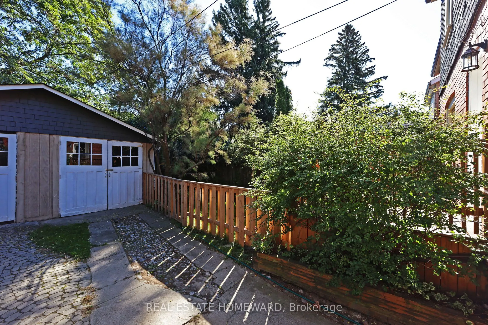 7 Bingham Avenue