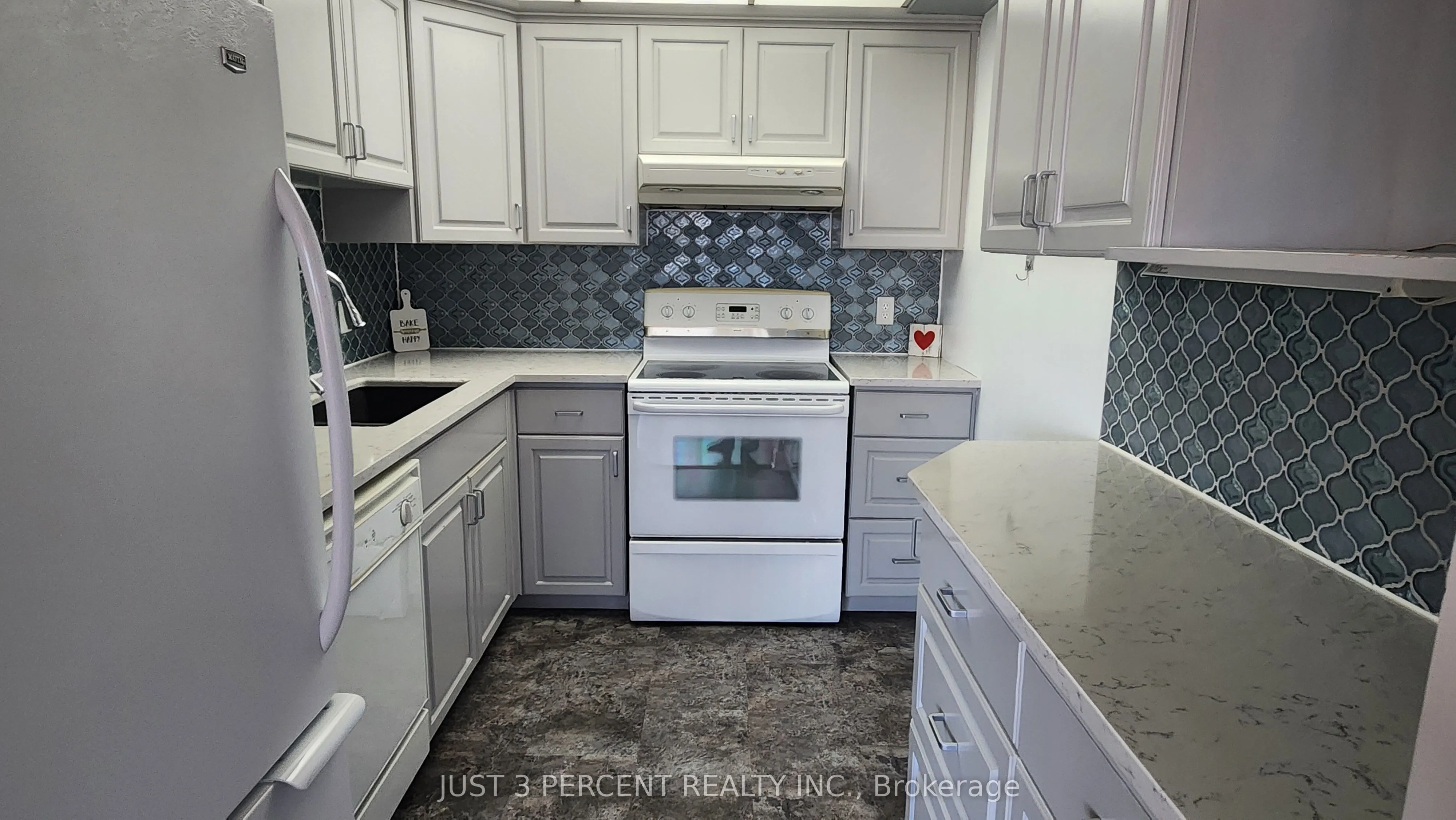 55 William Street E, #505