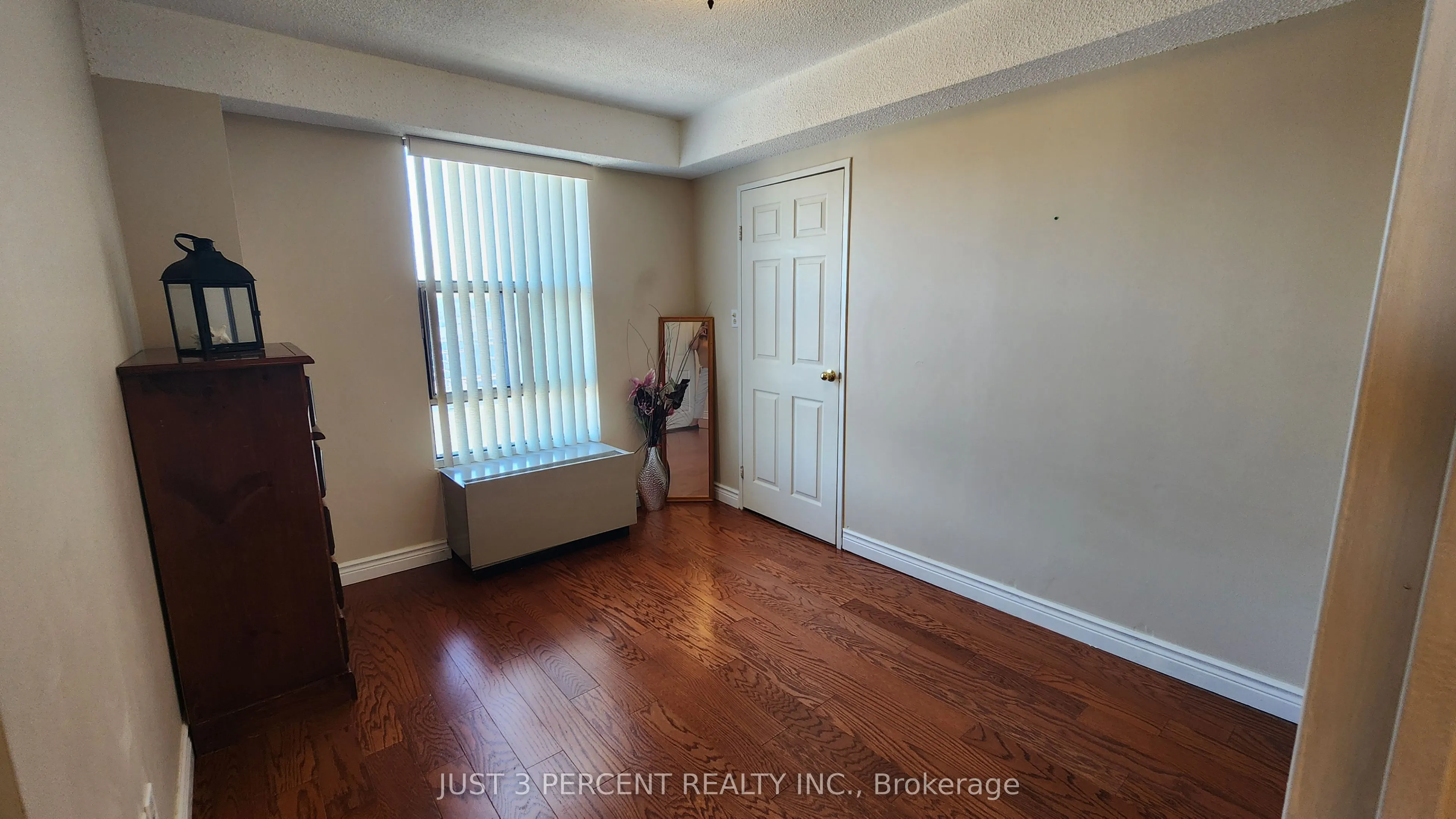 55 William Street E, #505
