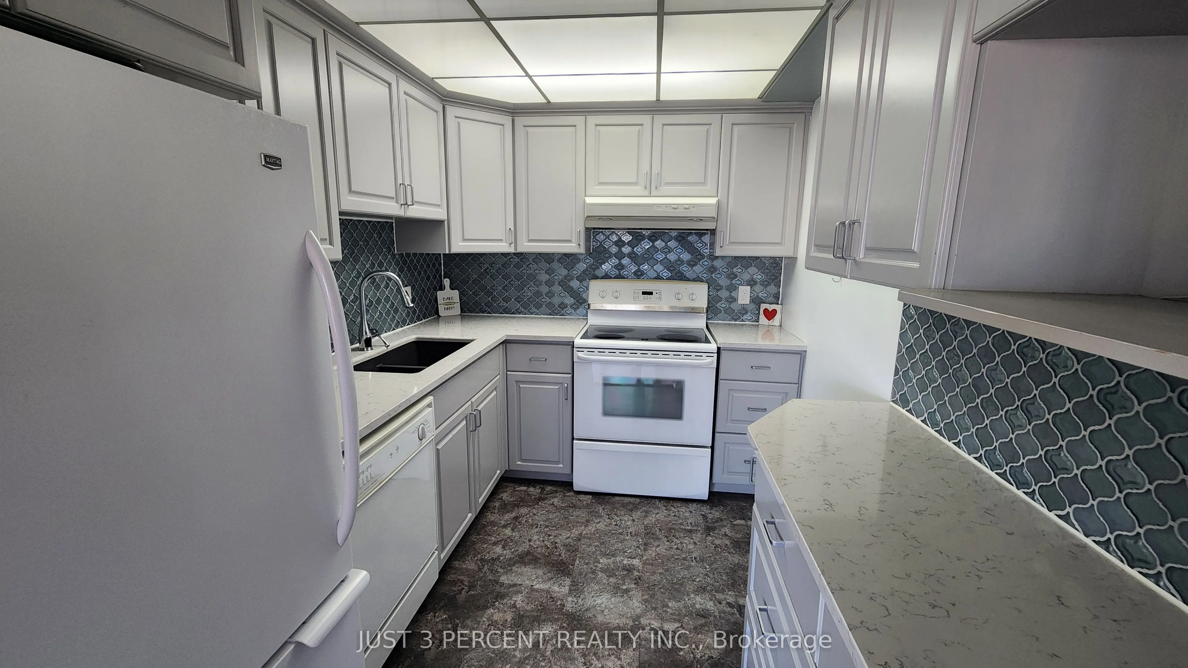 55 William Street E, #505