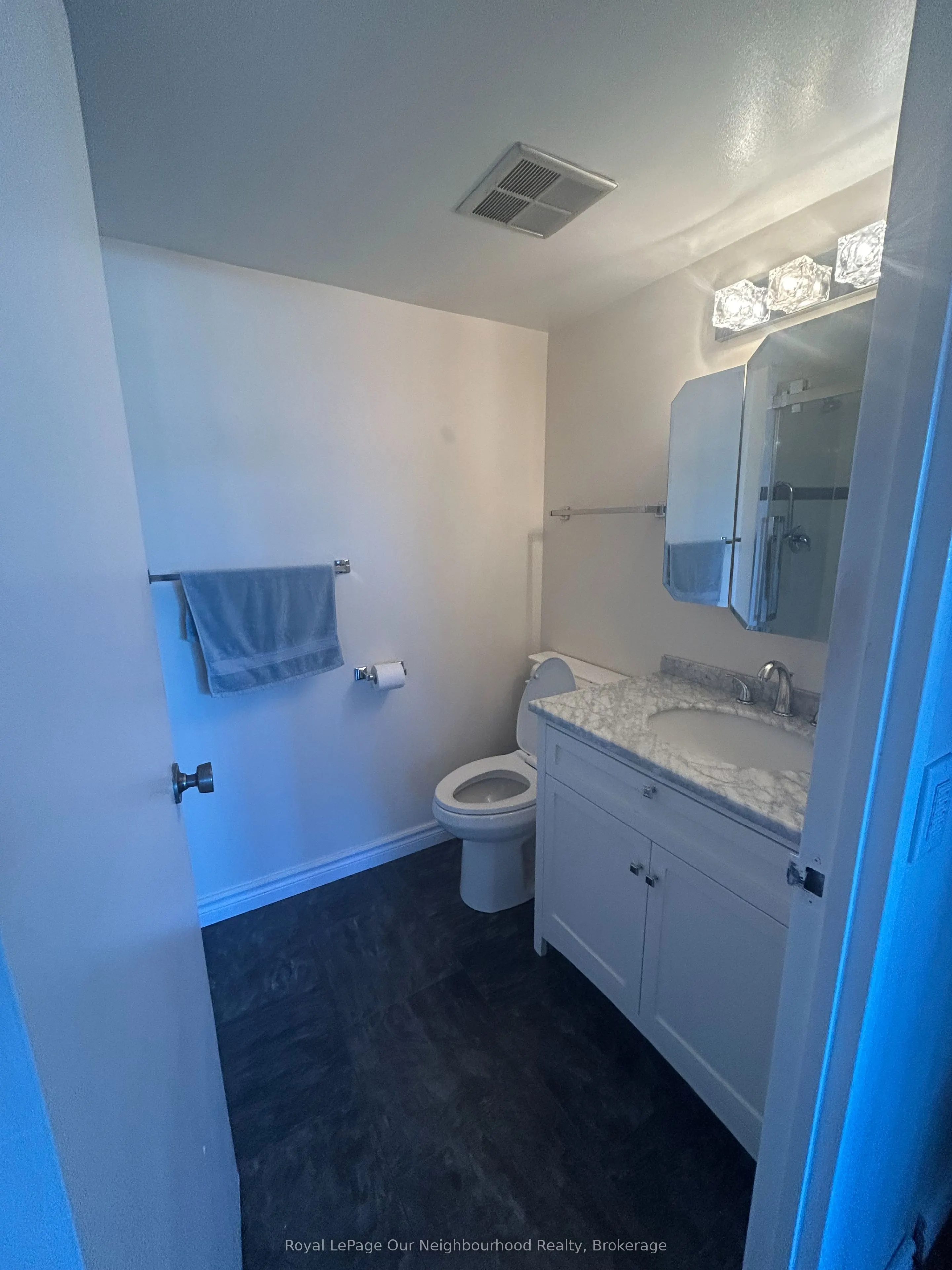 55 William Street E, #310