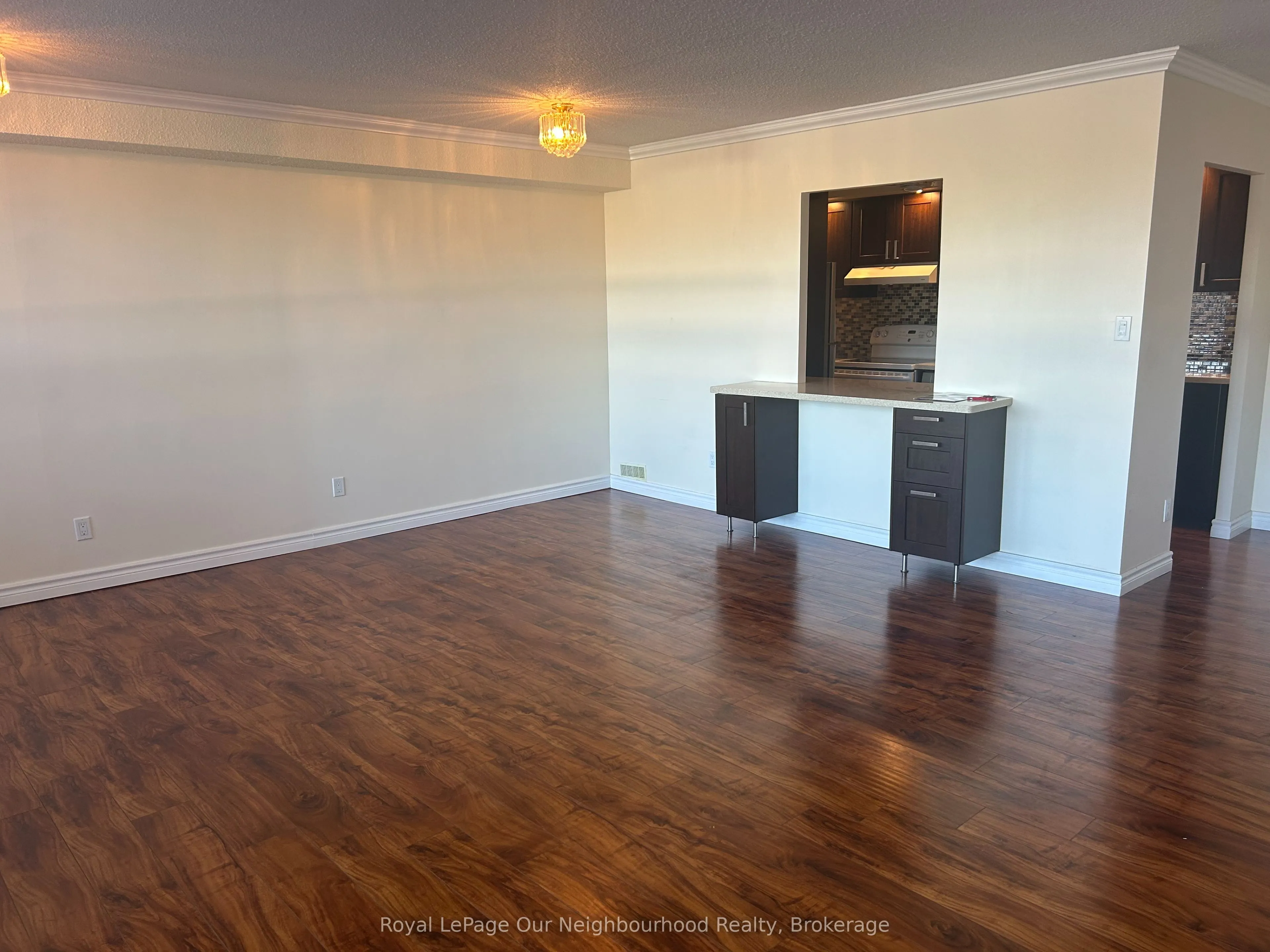55 William Street E, #310