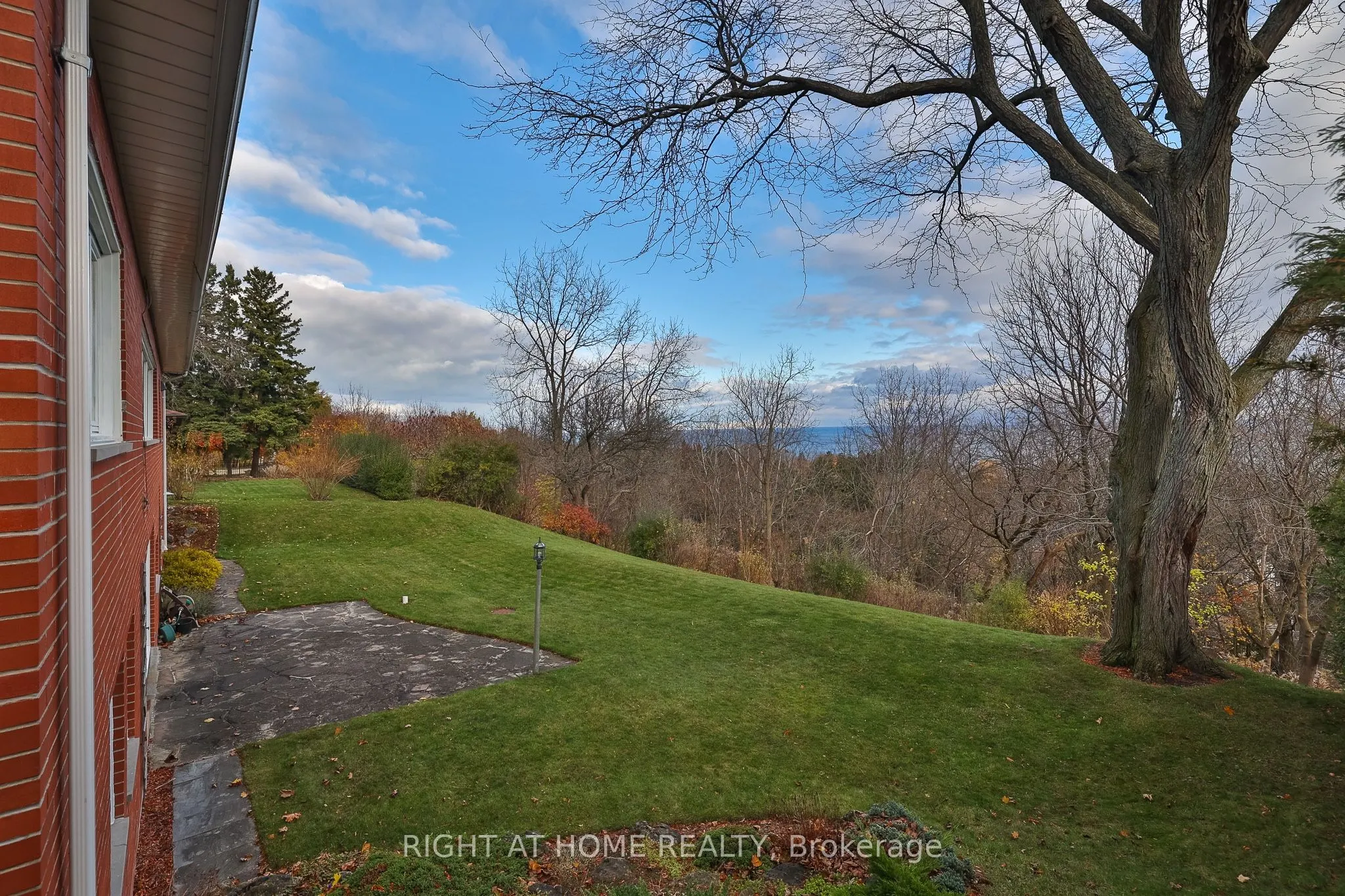 59 Hill Crescent