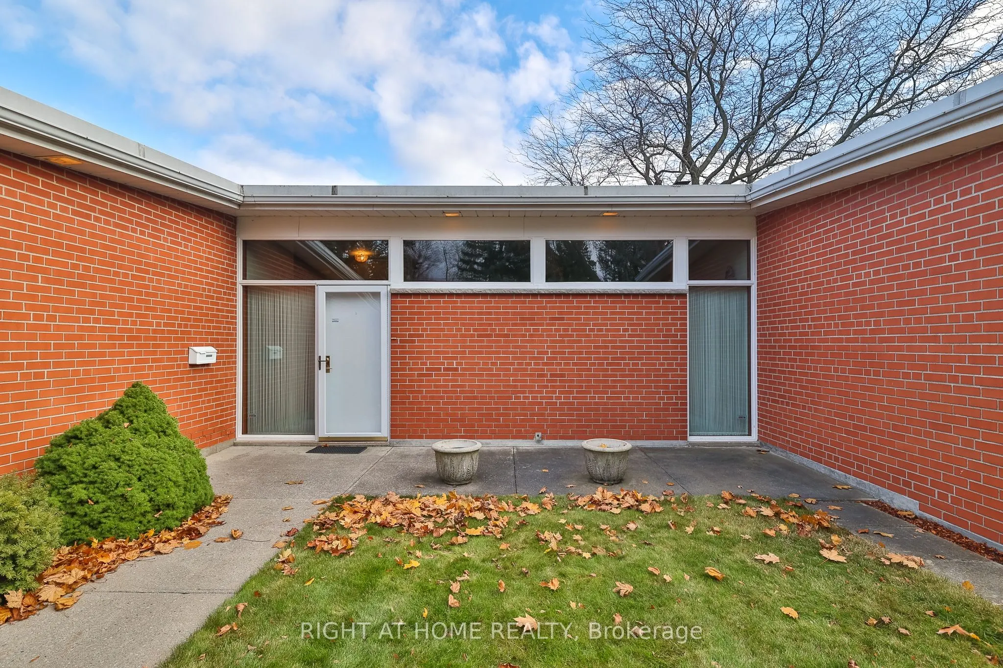 59 Hill Crescent