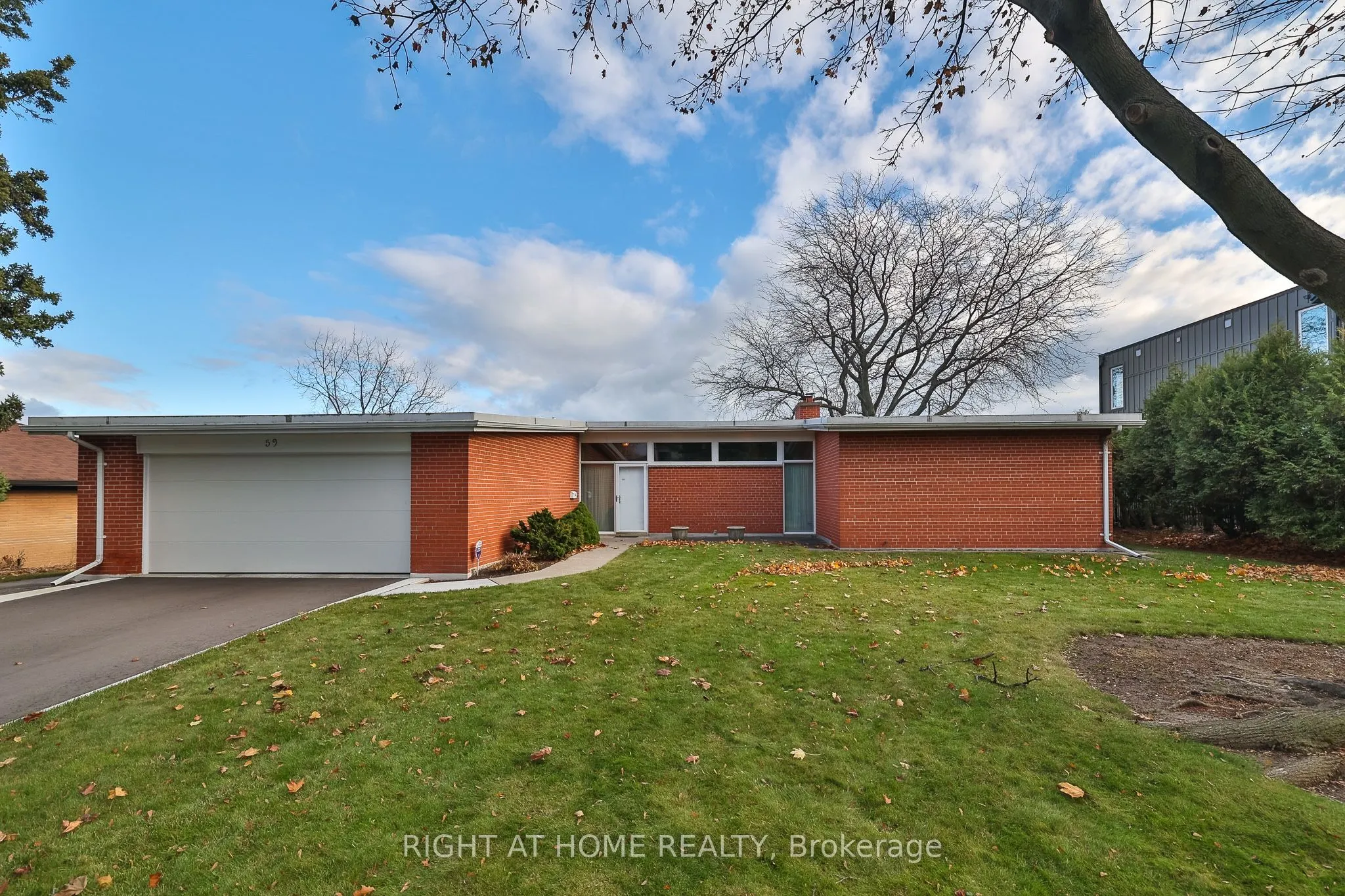 59 Hill Crescent
