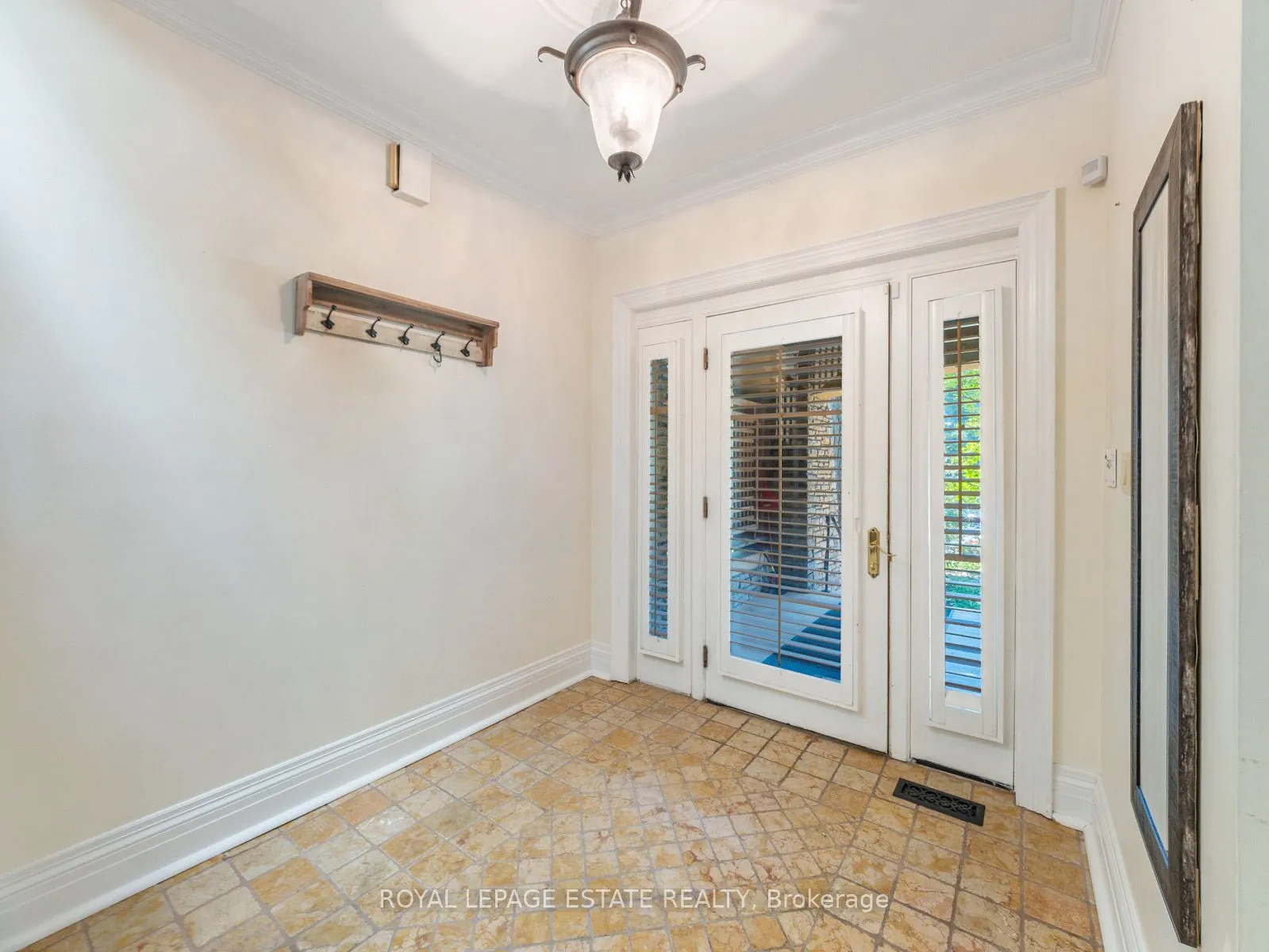 17 Balsam Avenue