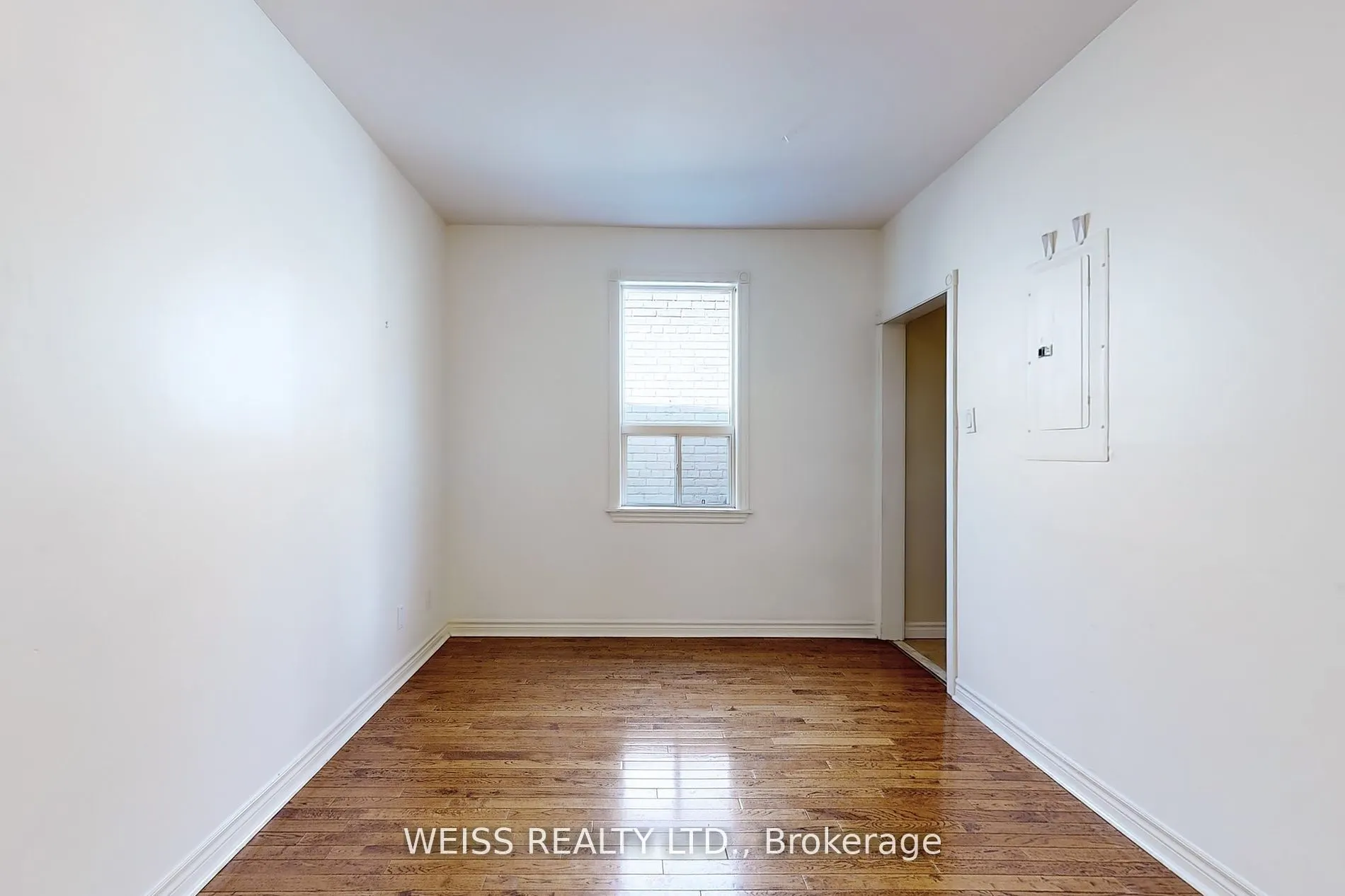 2468 Danforth Avenue, #Upper