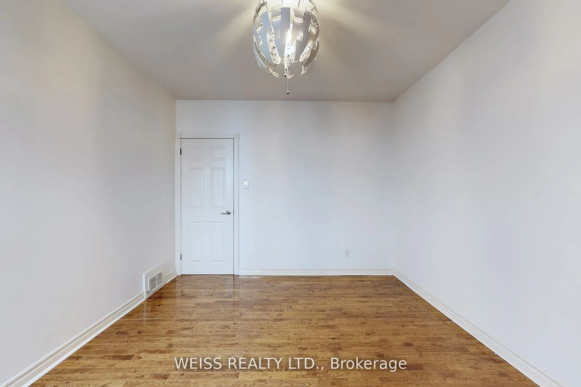 2468 Danforth Avenue, #Upper