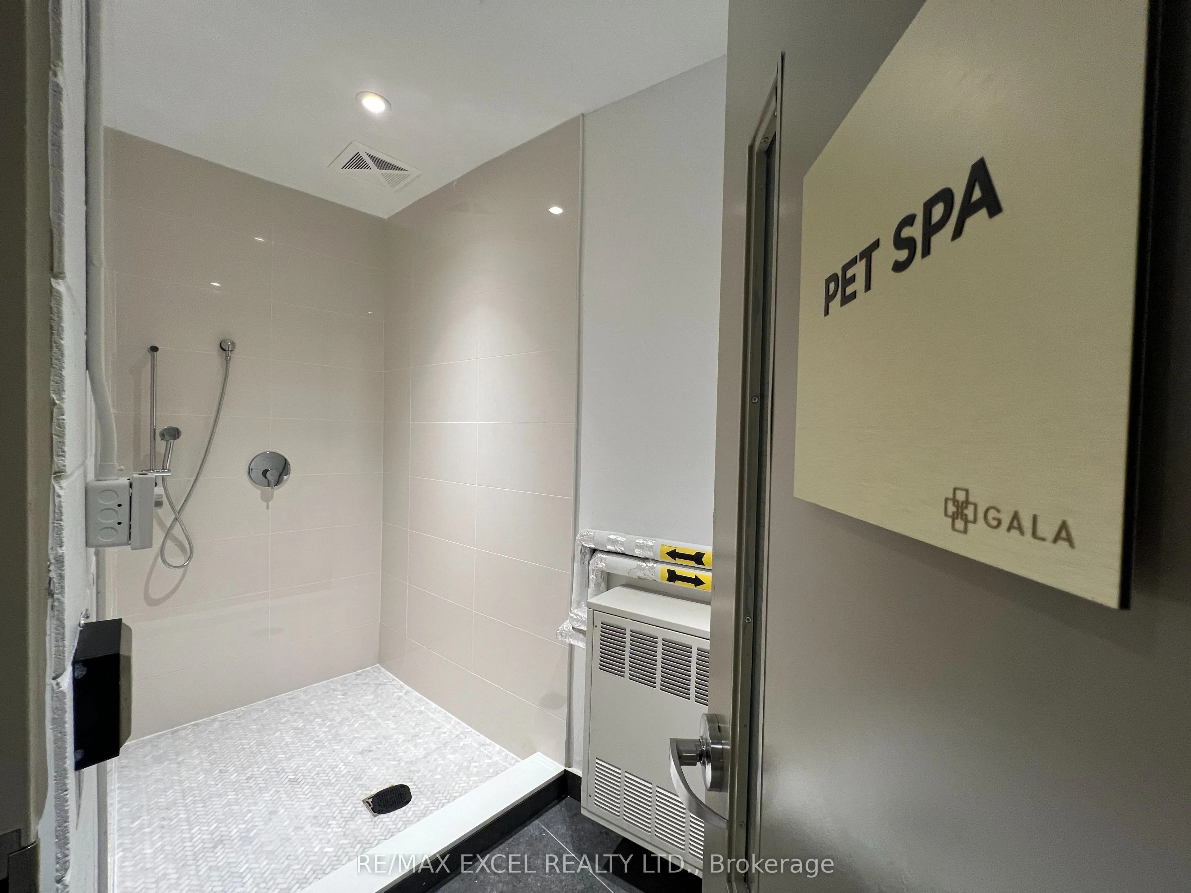 2369 Danforth Avenue, #215