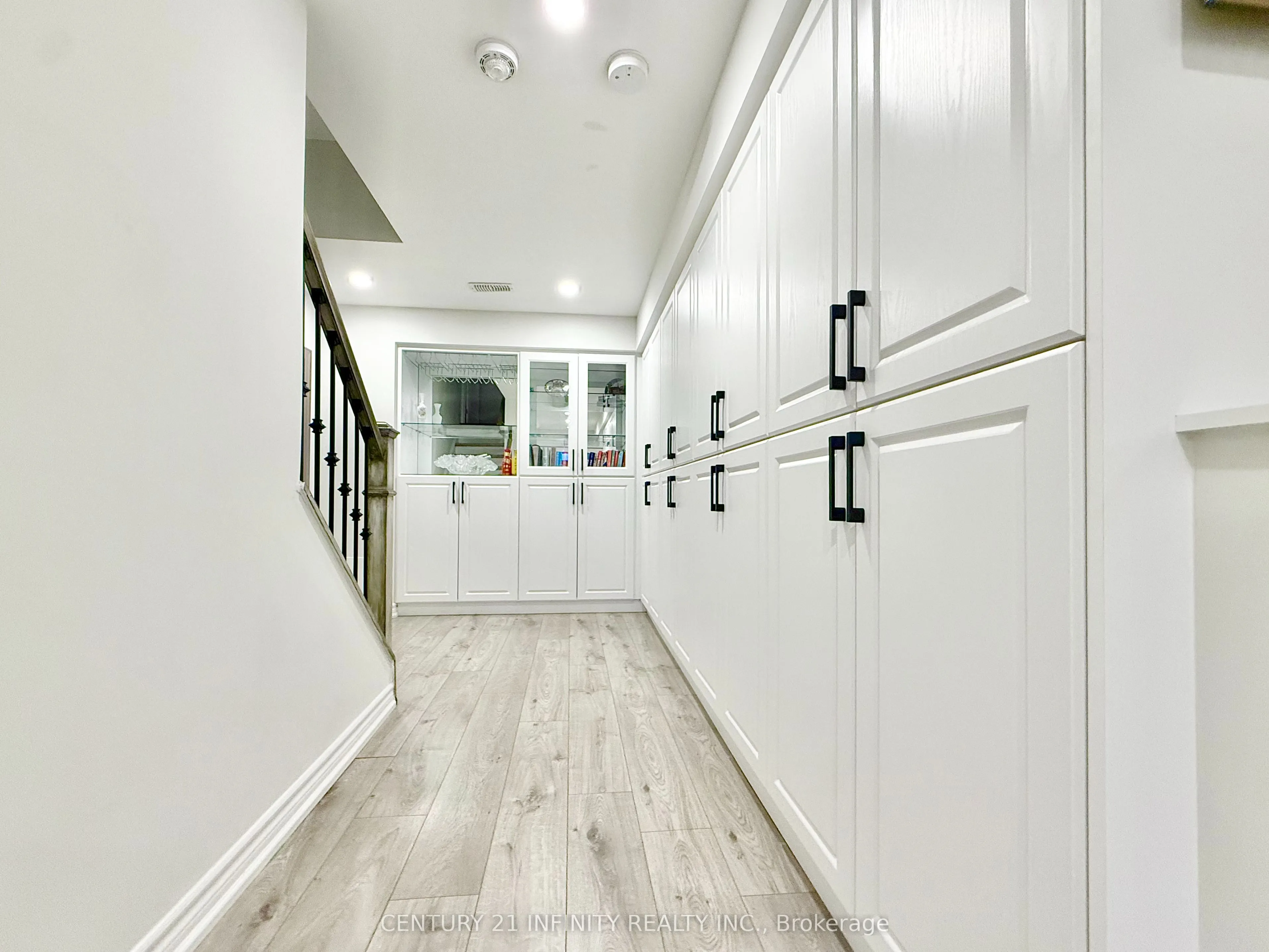94 Longshore Way, #1