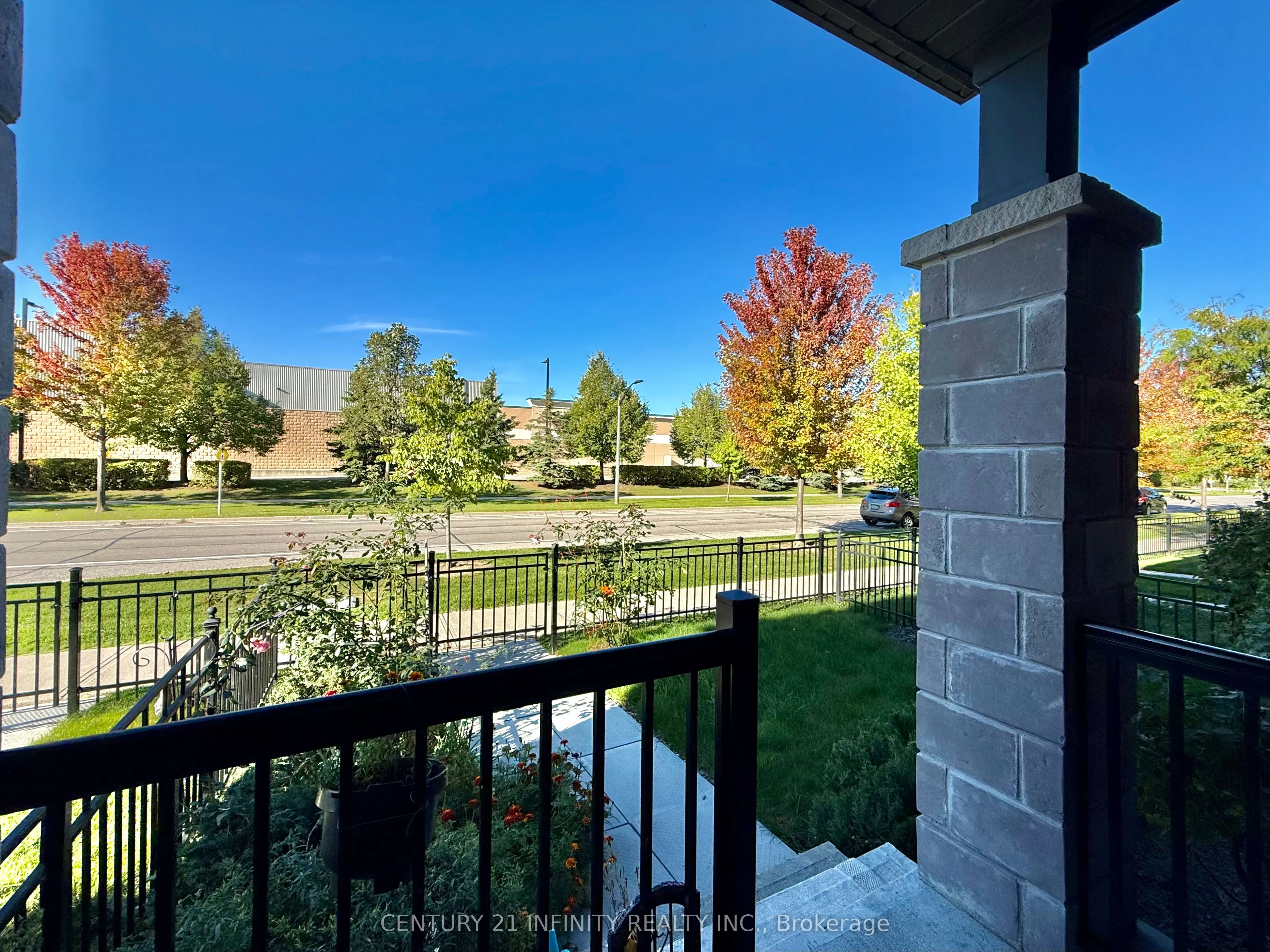 94 Longshore Way, #1