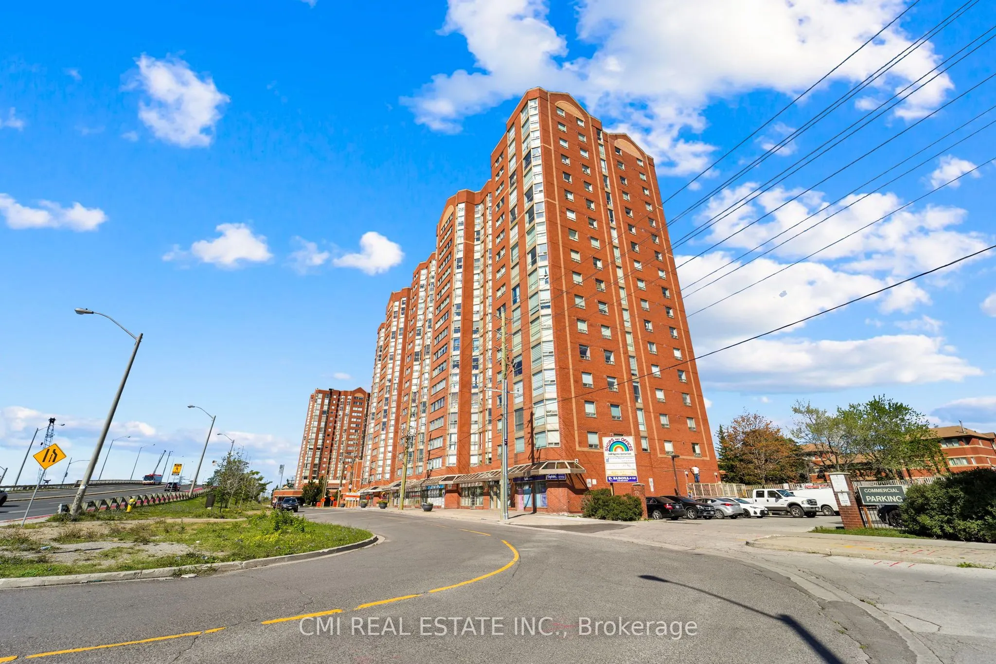 2466 Eglinton Avenue E, #1510